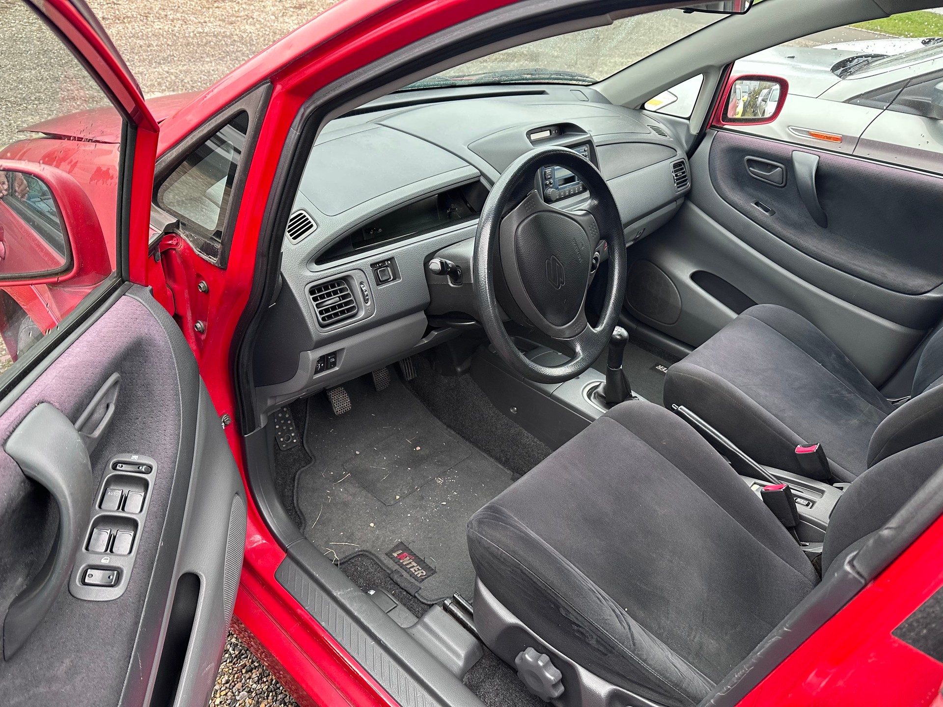 SUZUKI Liana 1.6 16V GL Top 4WD-image-3