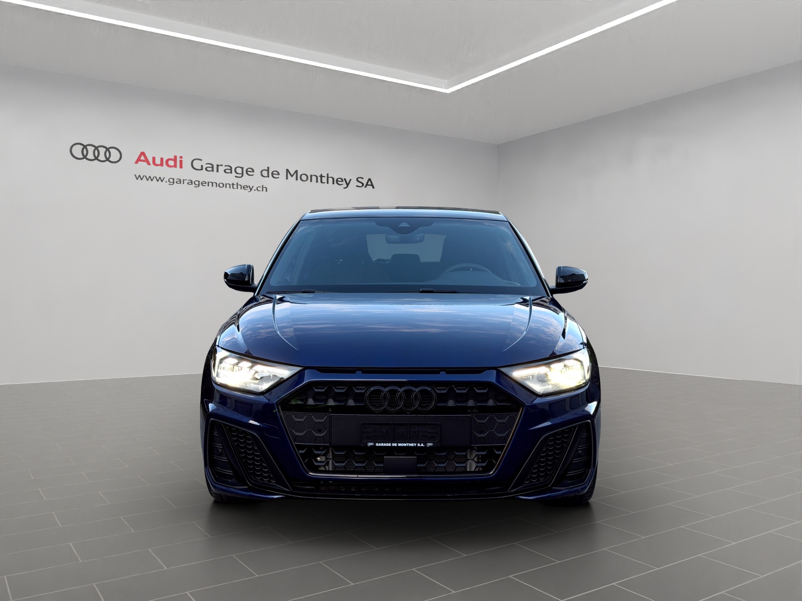 AUDI A1 Sportback 30 TFSI S Line Attraction S-tronic-image-4