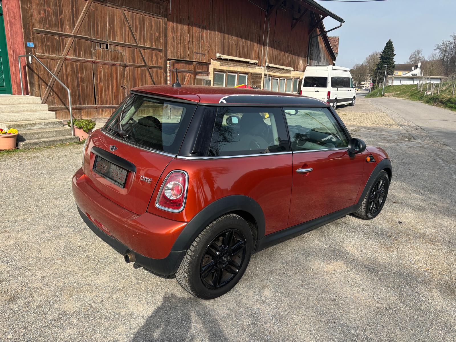 MINI One-image-4