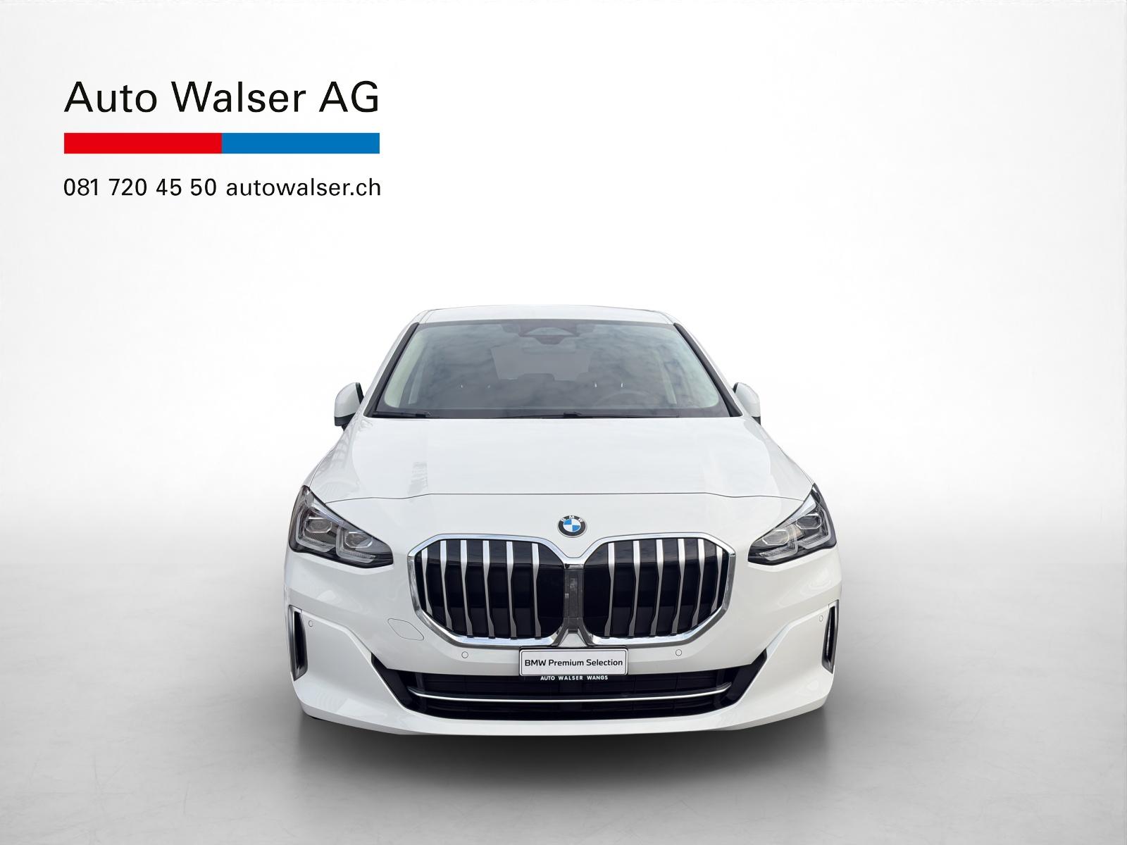 BMW 218i Active Tourer-image-7