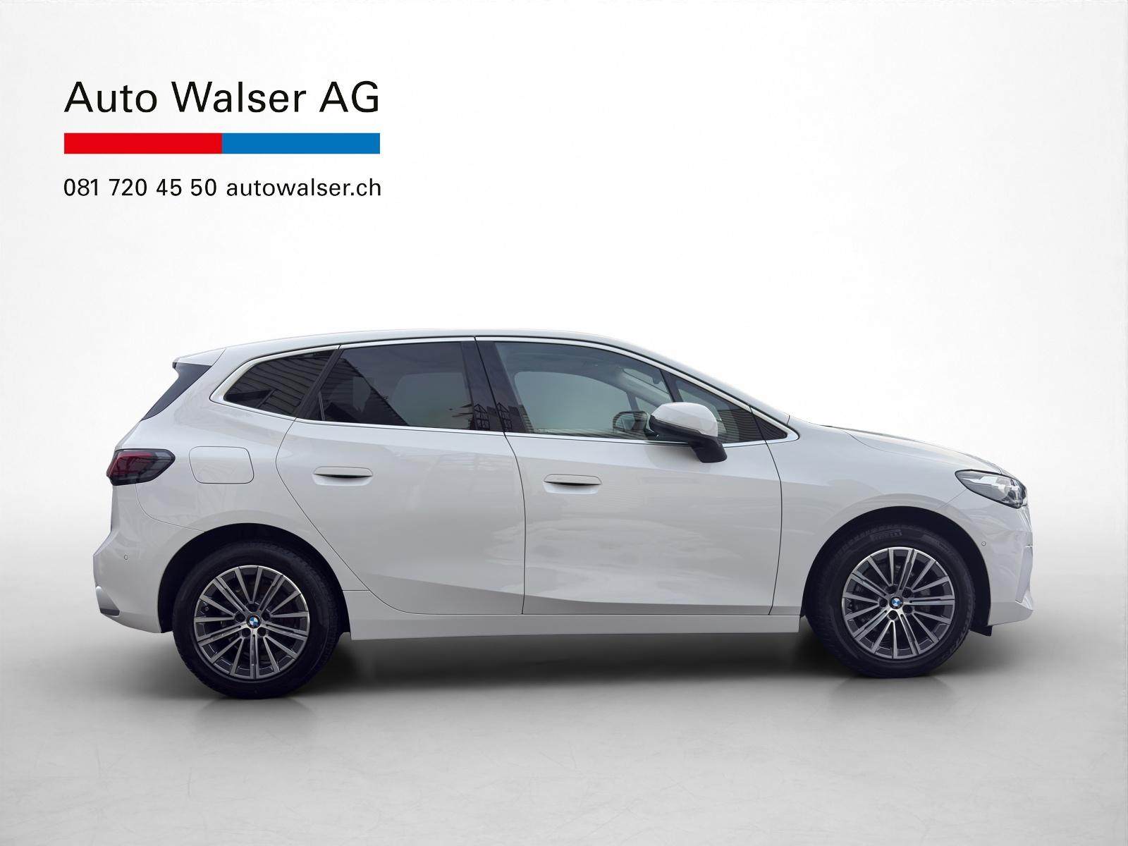 BMW 218i Active Tourer-image-5