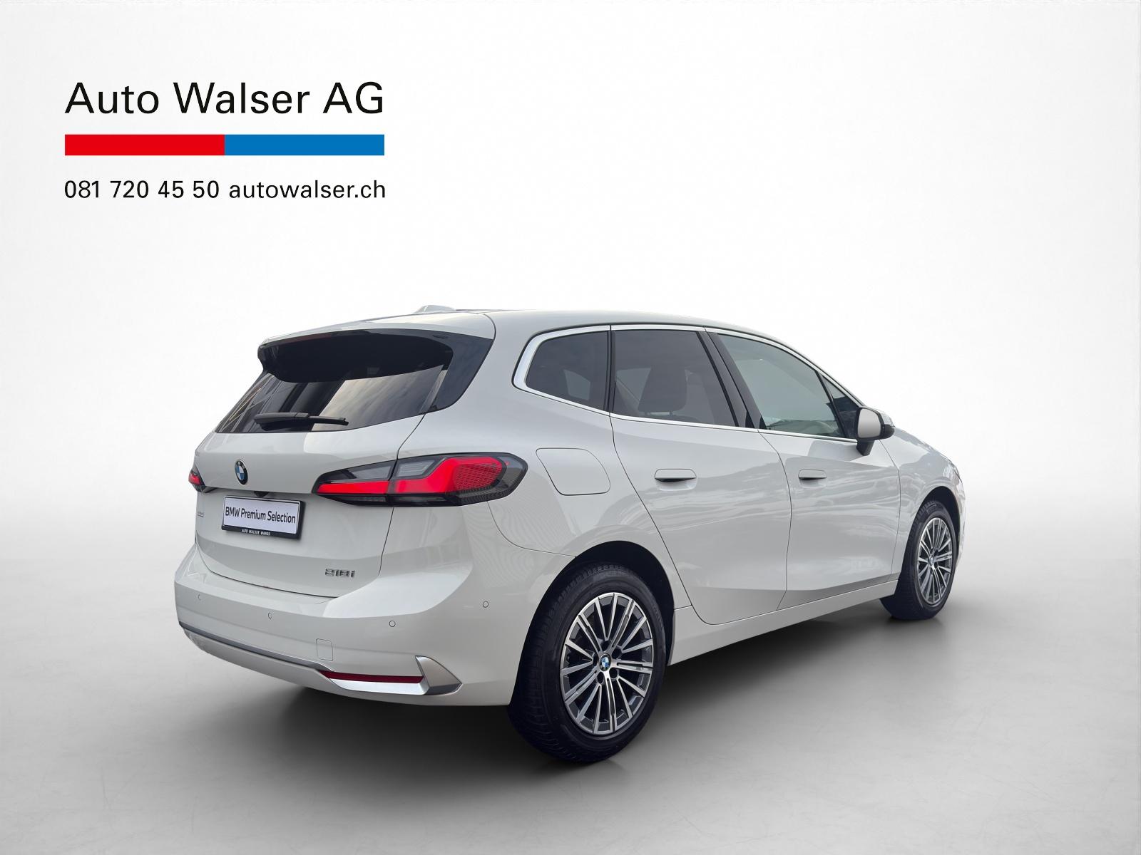 BMW 218i Active Tourer-image-4
