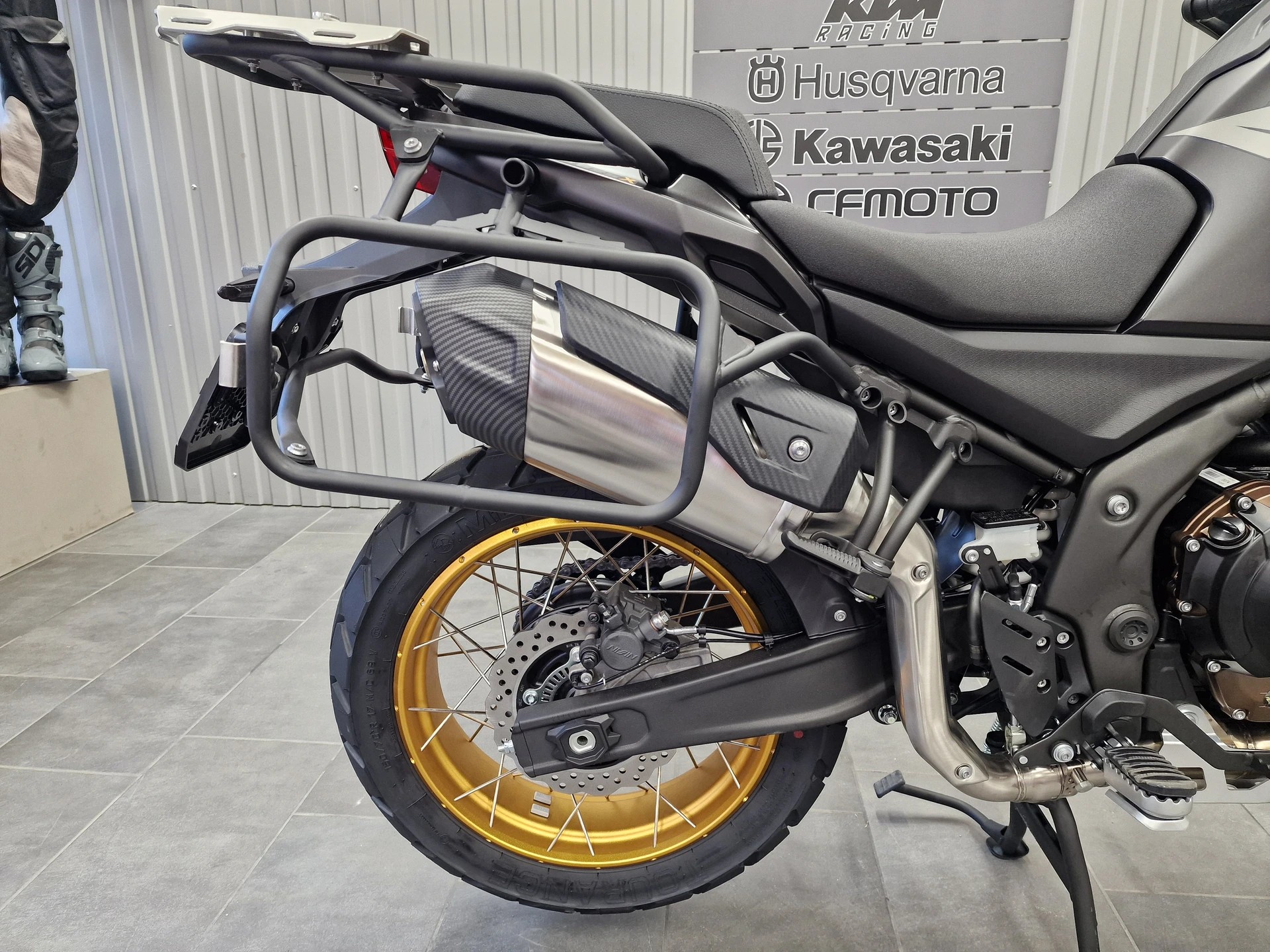 VOGE 625 DSX-image-6