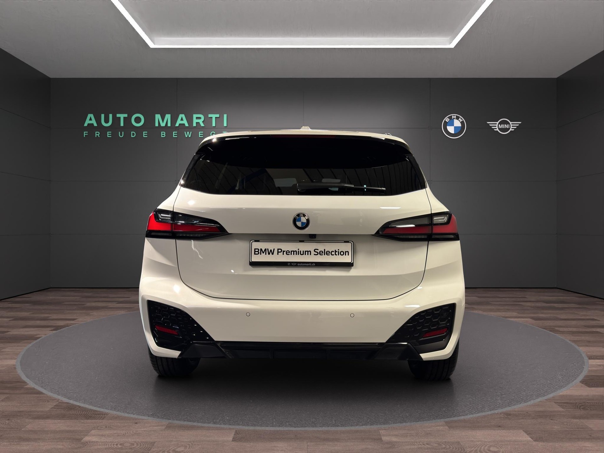 BMW 223i Active Tourer M Sport-image-2