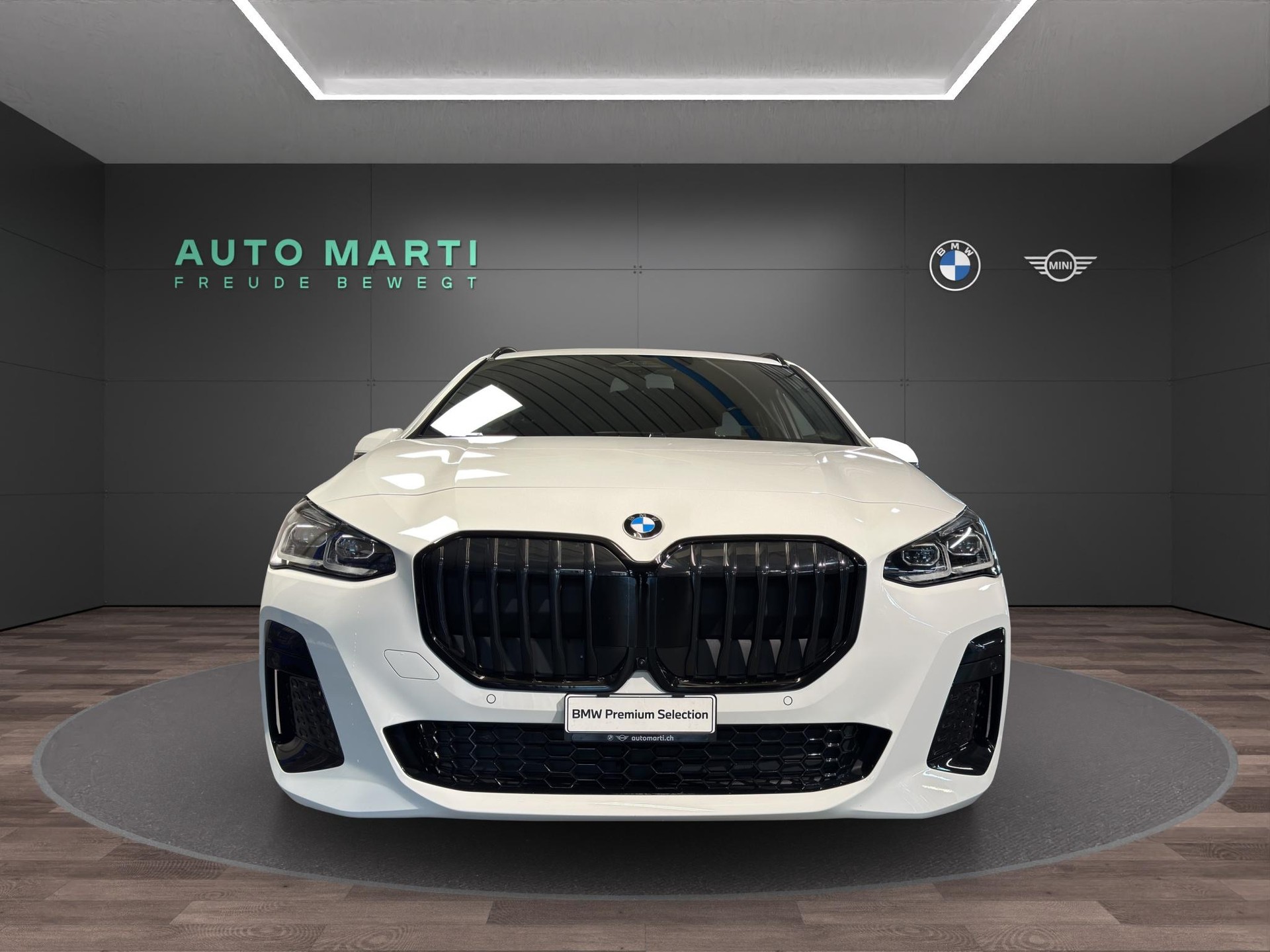 BMW 223i Active Tourer M Sport-image-4
