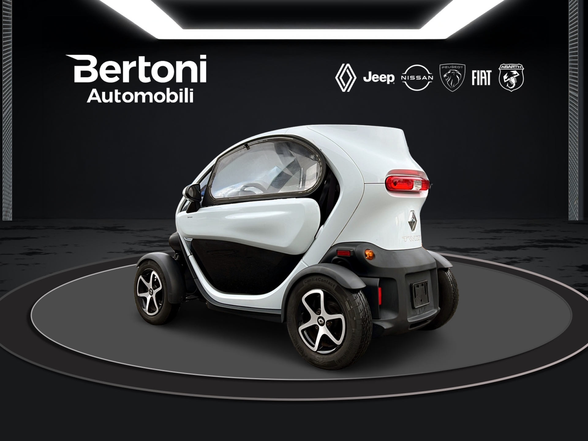 RENAULT Twizy FP-showroom-element-2