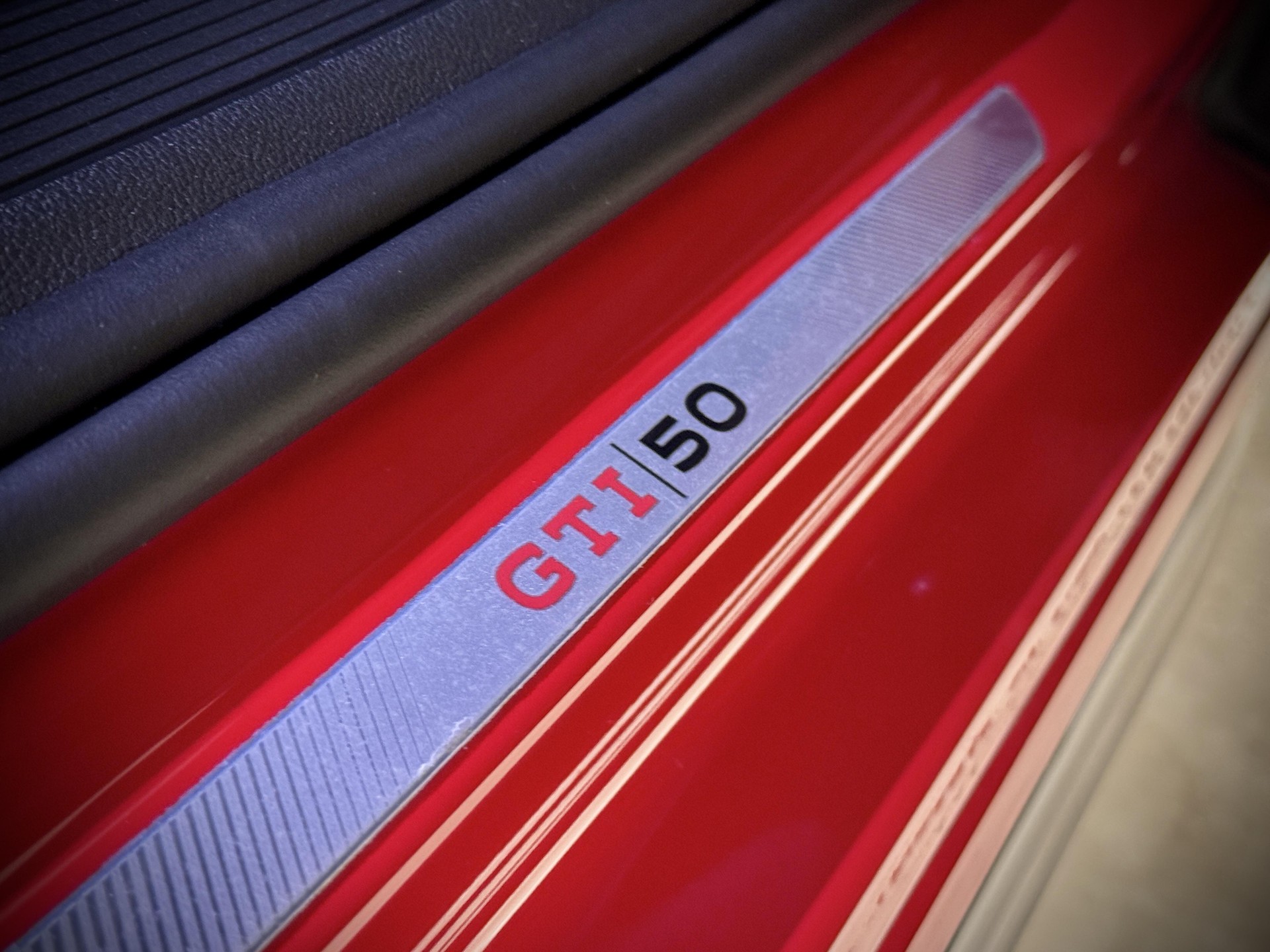 VW Golf 2.0 TSI GTI Edition 50 DSG-image-14