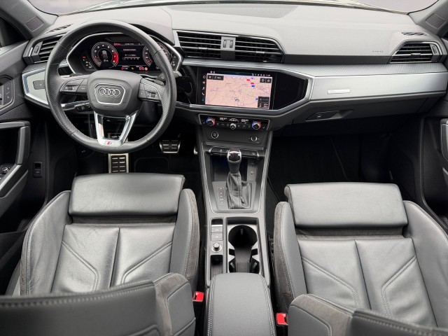 AUDI Q3 35 TFSI S line Attraction S-tronic-image-11