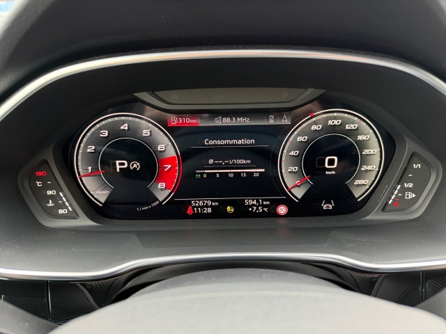 AUDI Q3 35 TFSI S line Attraction S-tronic-image-13