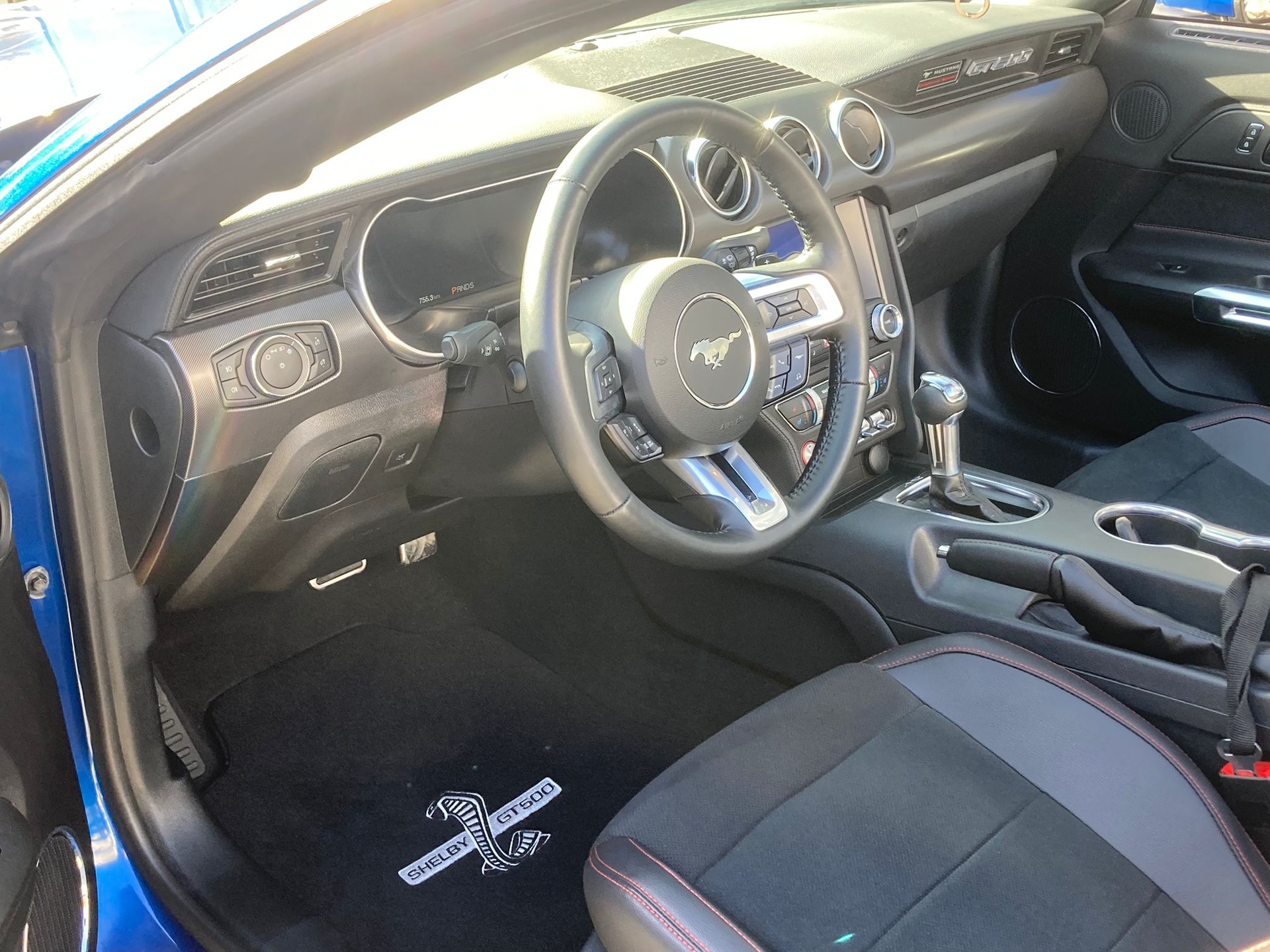 FORD Mustang Convertible 5.0 V8 GT Automat-image-8