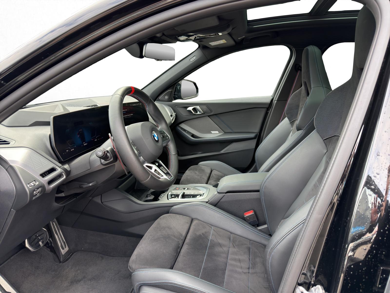 BMW M135i xDrive-image-9
