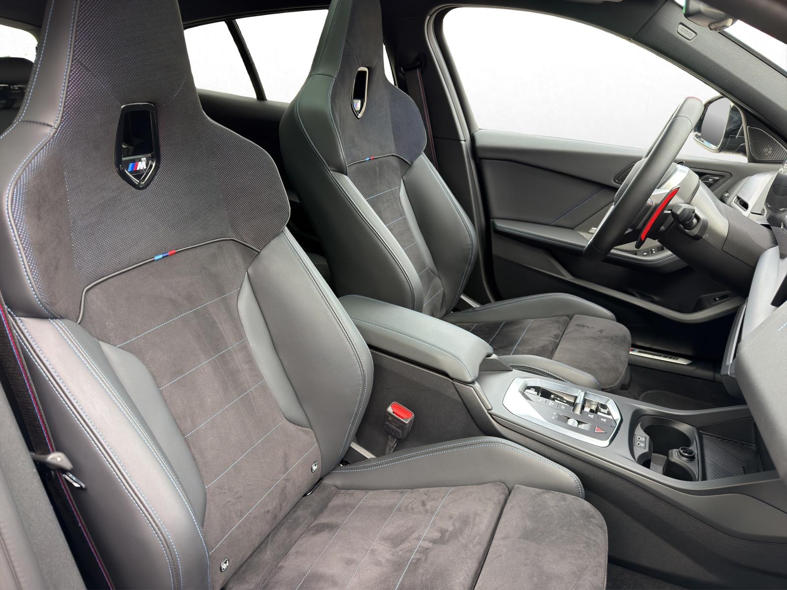 BMW M135i xDrive-image-15