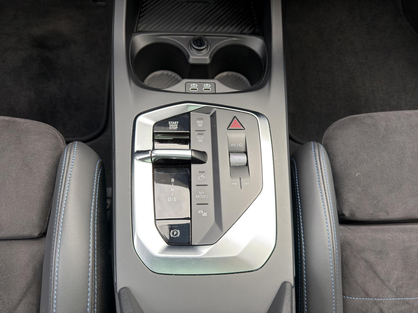 BMW M135i xDrive-image-12