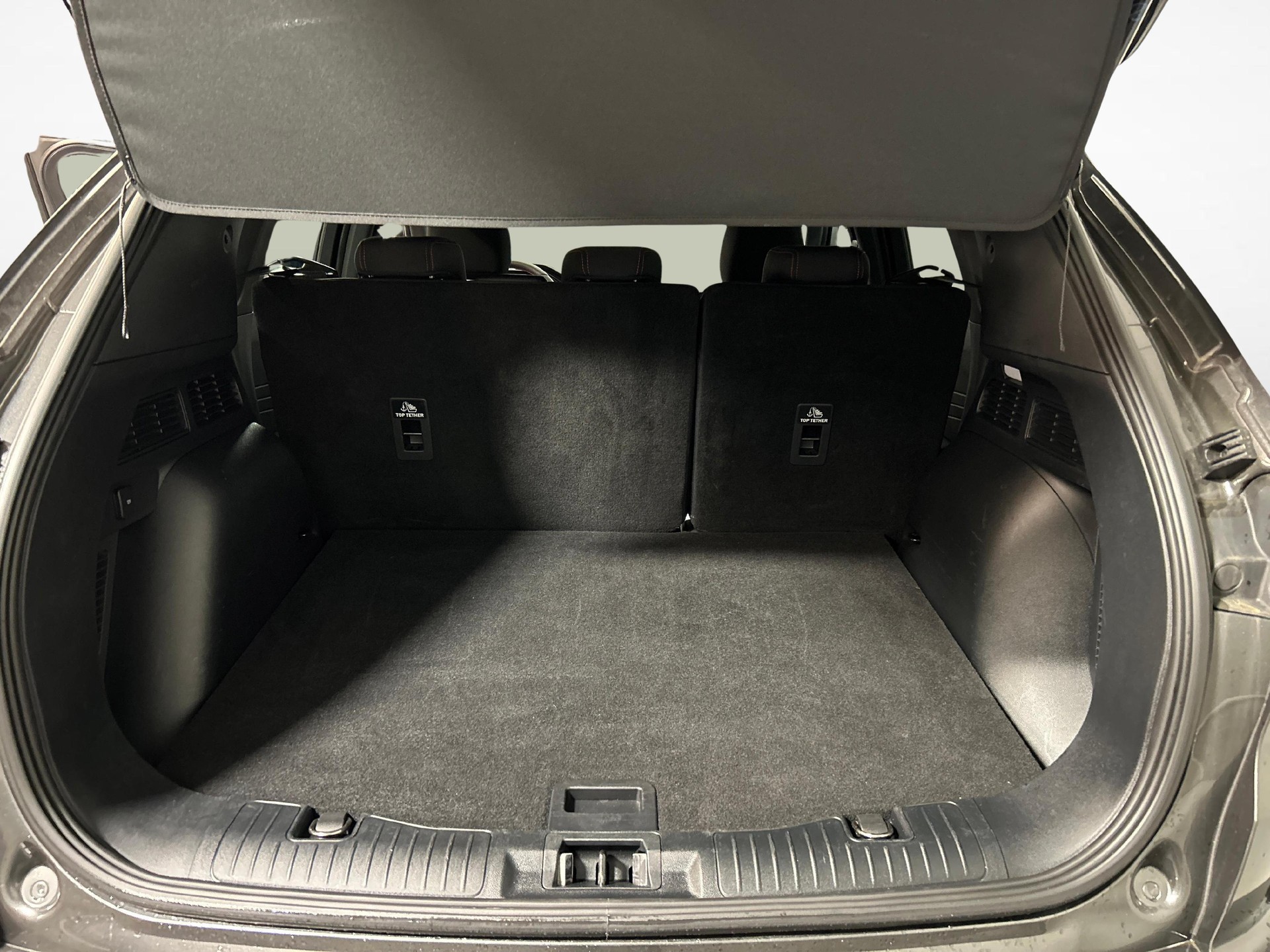 FORD Kuga 2.5 Plug-in Hybrid ST-Line-image-12