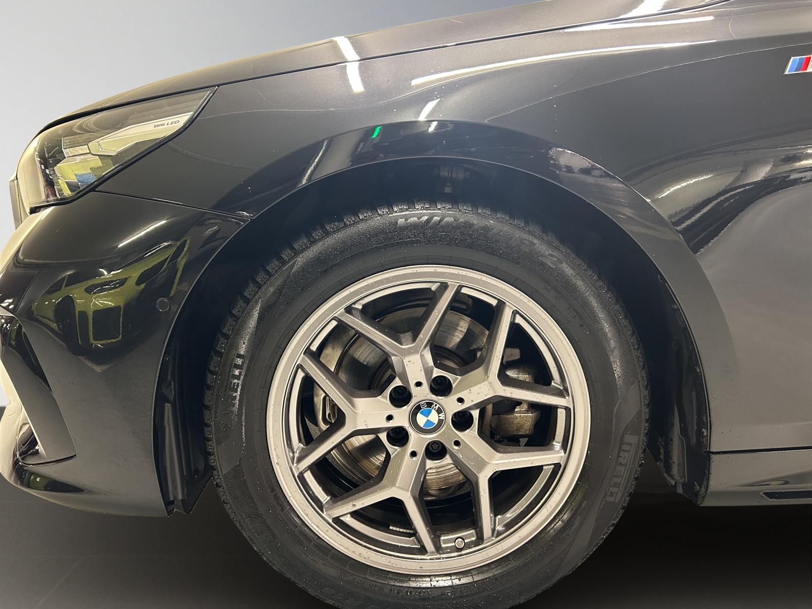 BMW 520d xDrive Touring-image-8