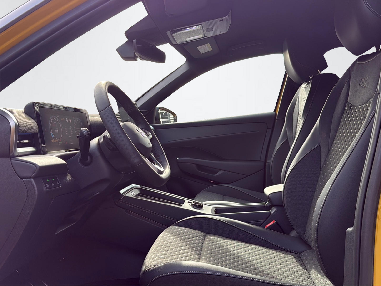 VW T-Roc 1.5 eTSI R-Line DSG-image-4