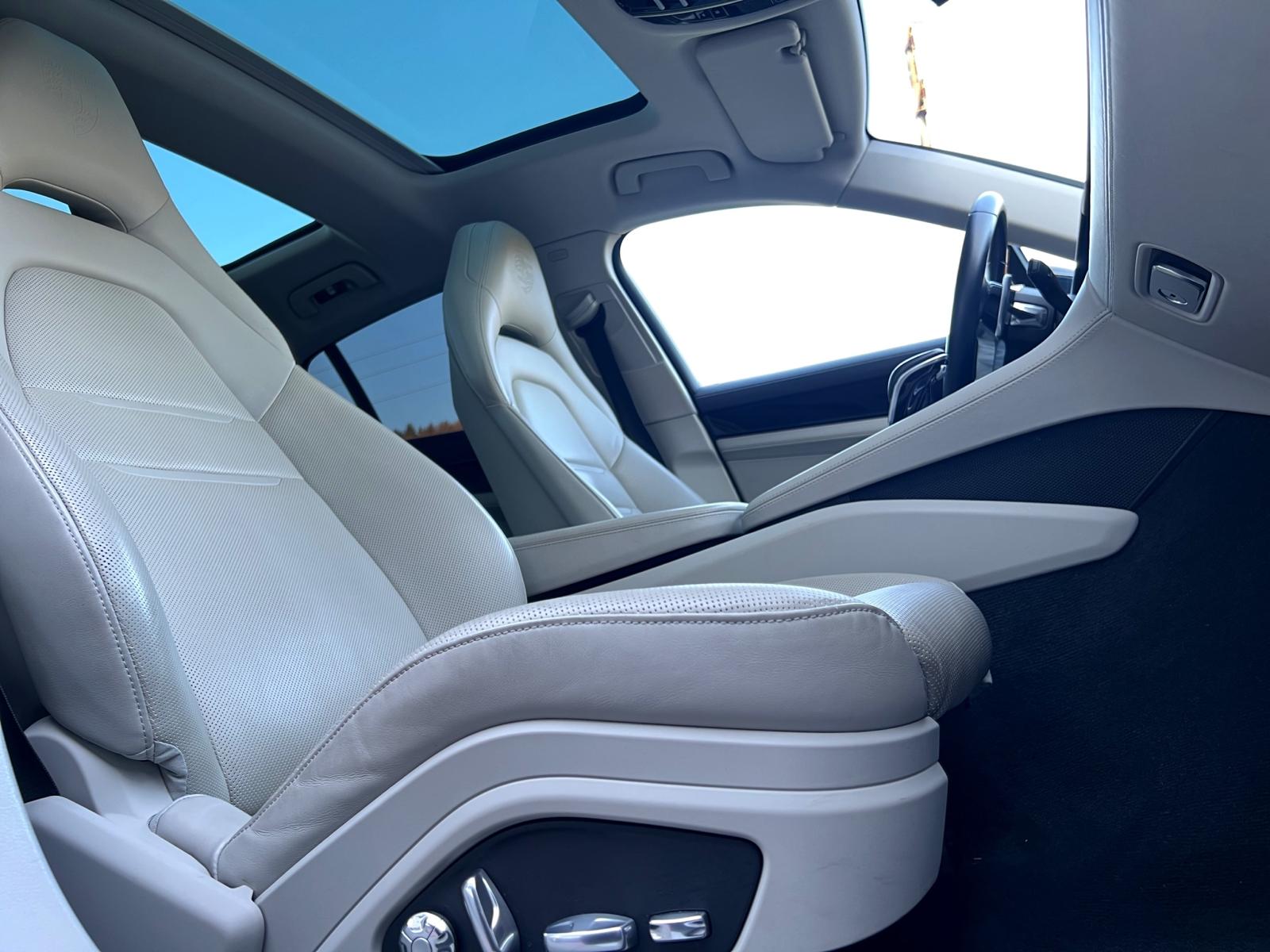PORSCHE Panamera 4S Diesel PDK-image-13