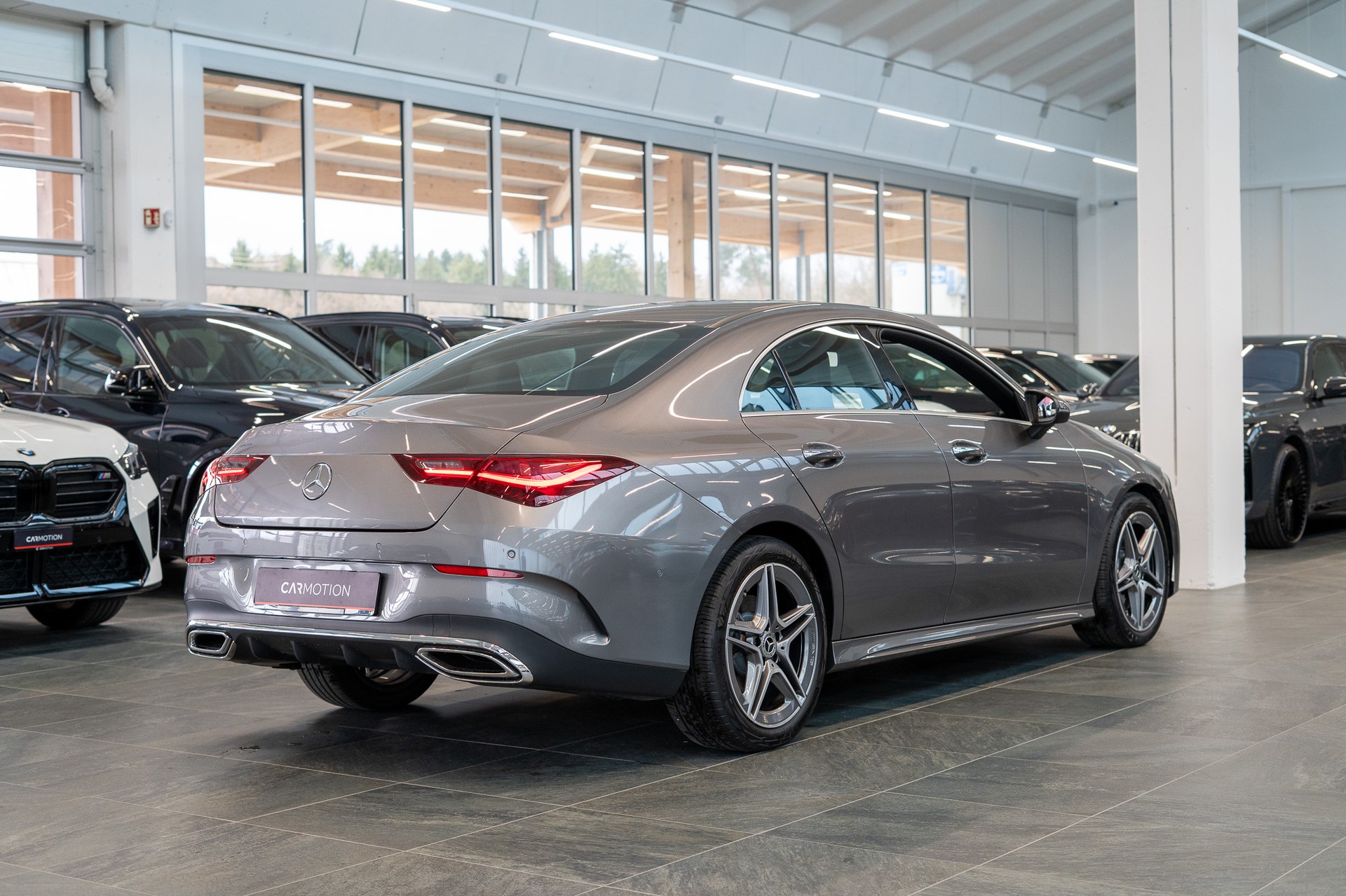 MERCEDES-BENZ CLA 220 AMG Line 4matic / Facelift / Rückfahrkamera / Ambientebeleuchtung-image-3