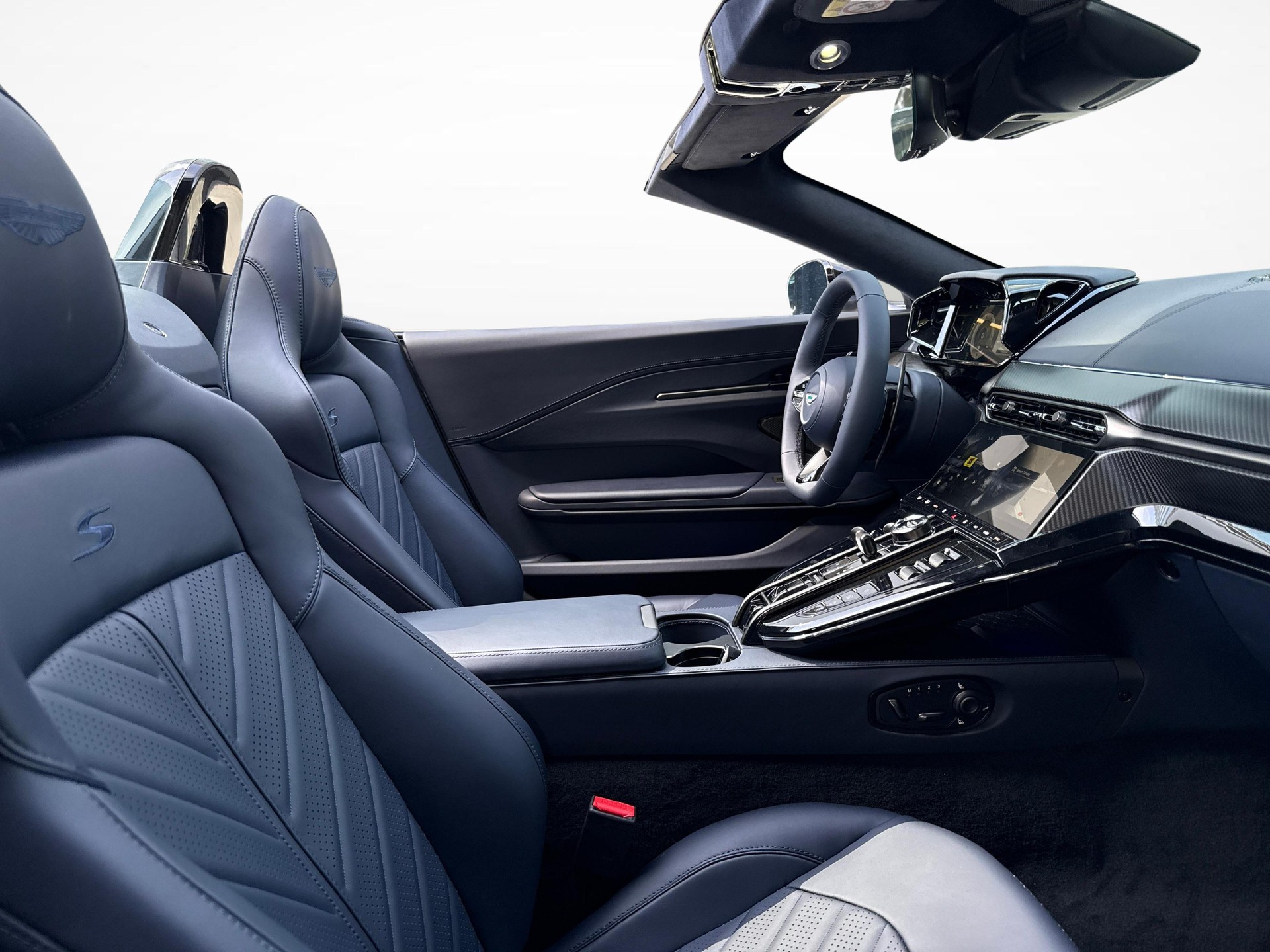 ASTON MARTIN V8 Vantage Roadster 4.0 S V8 Bi-Turbo-image-9