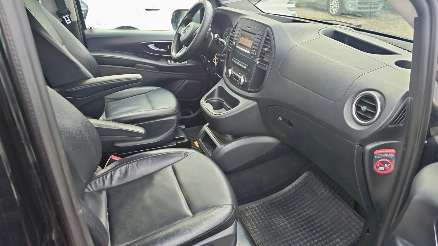 MERCEDES-BENZ Vito 119 BlueTEC Tourer Pro L 7G-Tronic-image-10