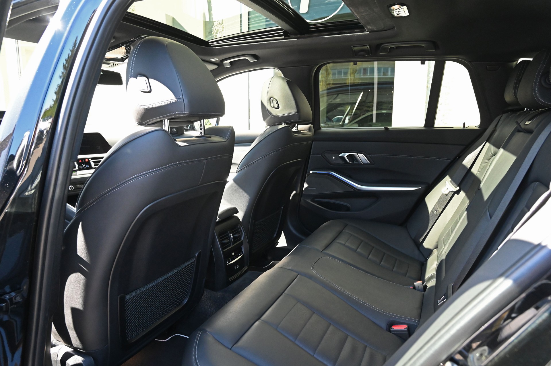 BMW-ALPINA D3 S BiTurbo Touring 3.0d xDrive Switch-Tronic-image-25