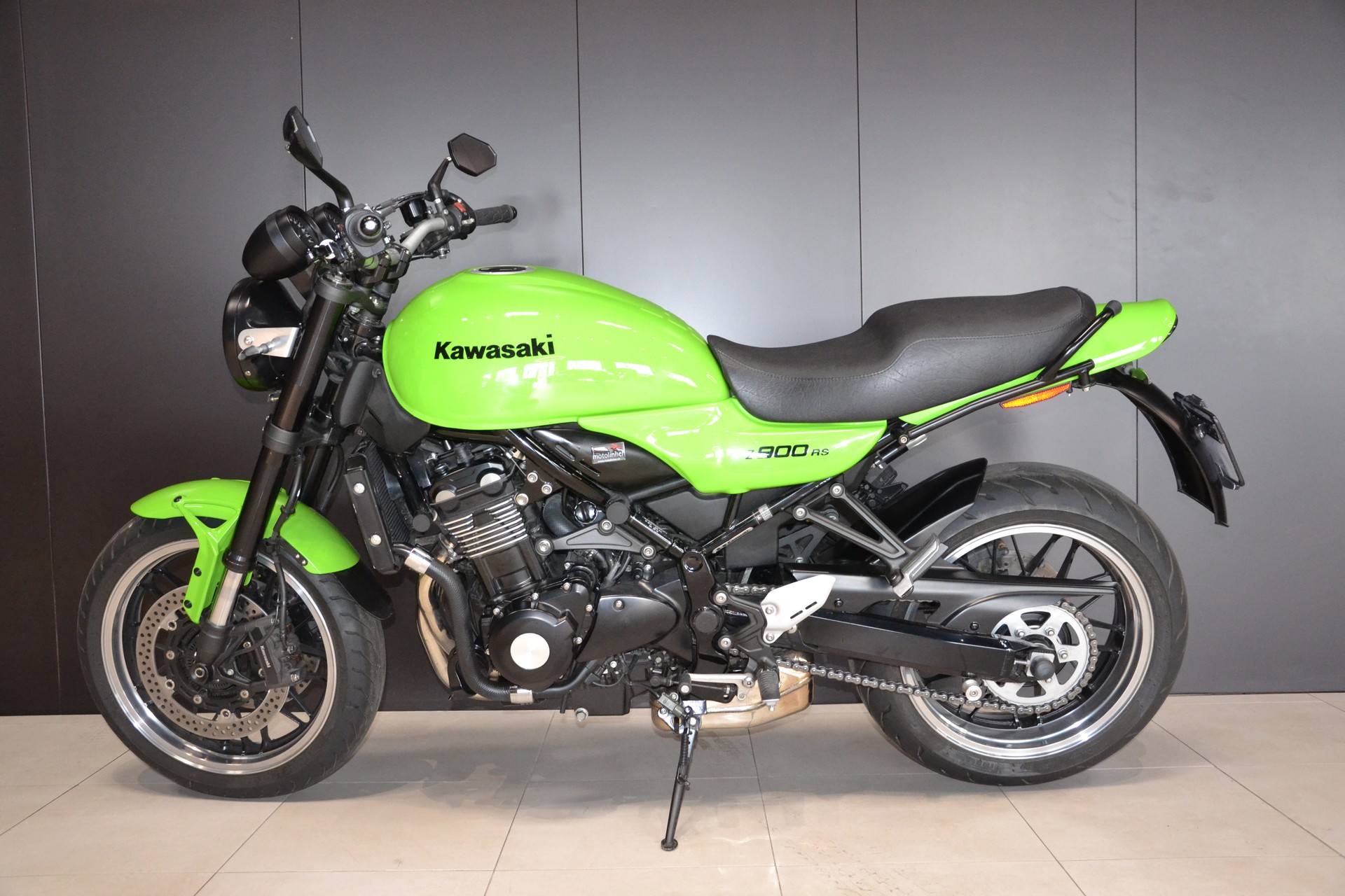 KAWASAKI Z 900 RS-image-2
