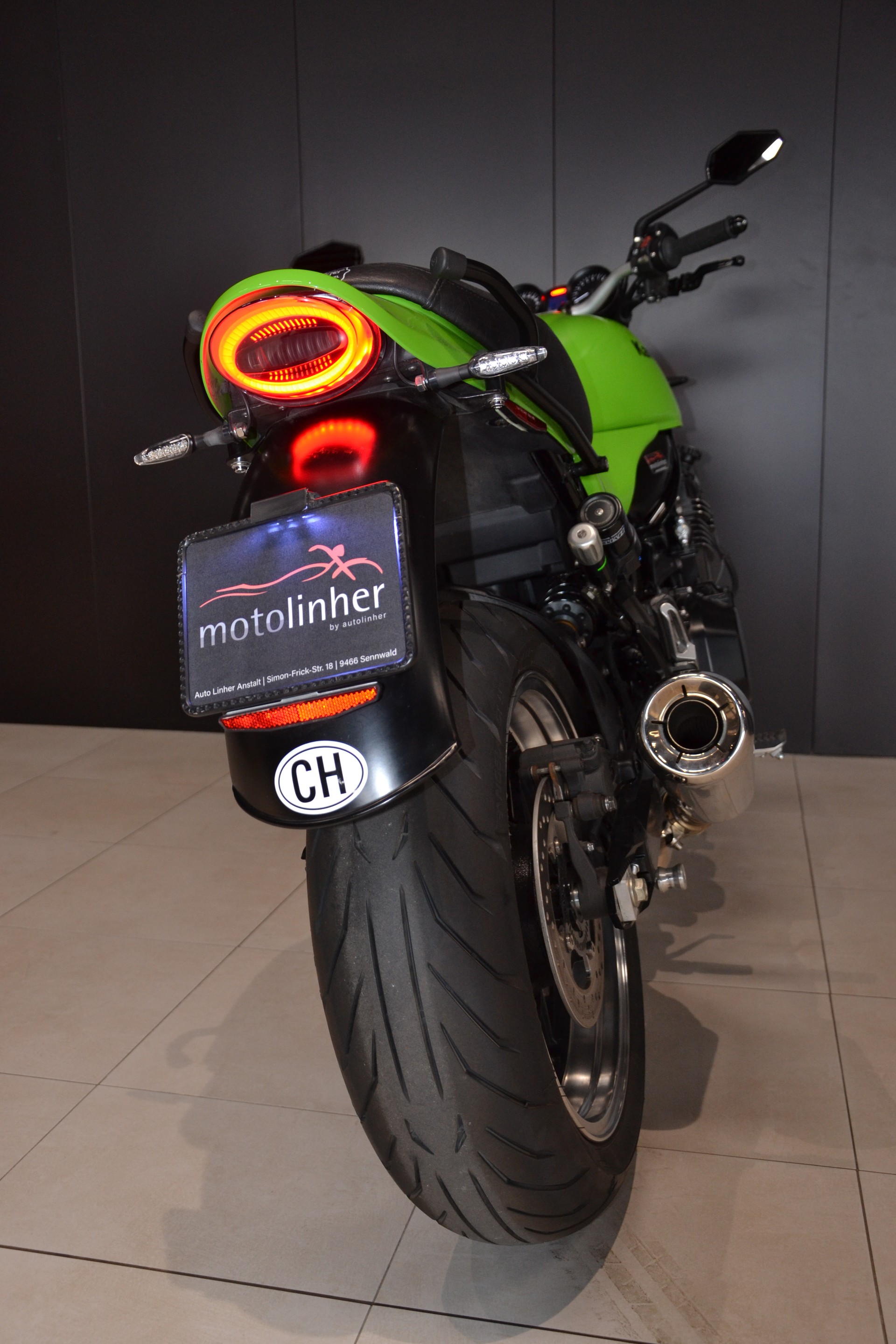 KAWASAKI Z 900 RS-image-7