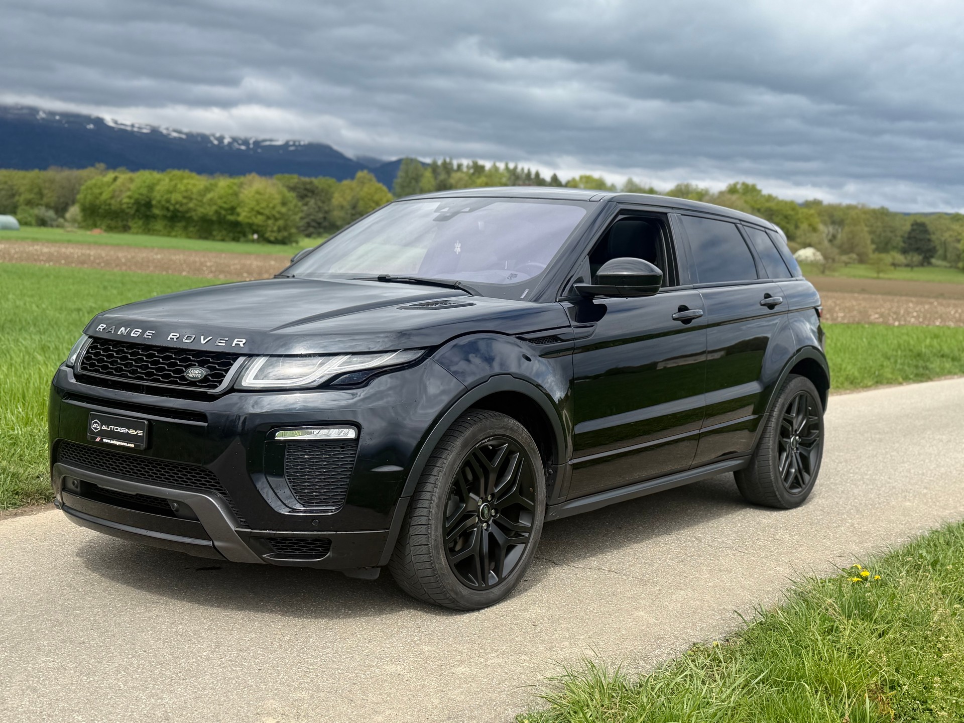 LAND ROVER Range Rover Evoque 2.0 TD4 HSE Dynamic AT9-image-3