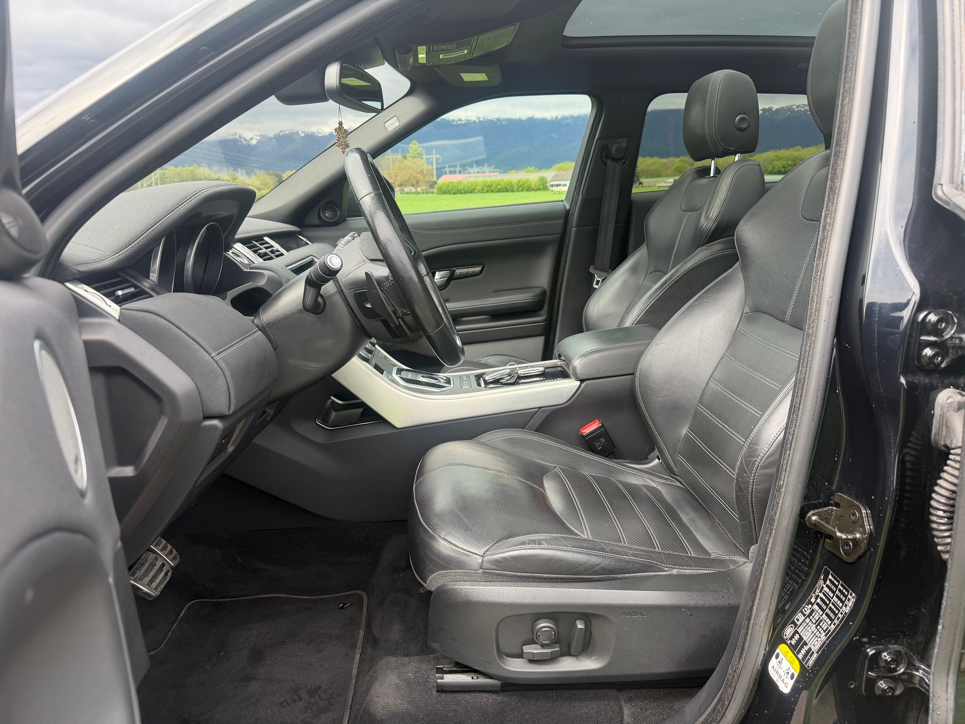 LAND ROVER Range Rover Evoque 2.0 TD4 HSE Dynamic AT9-image-12