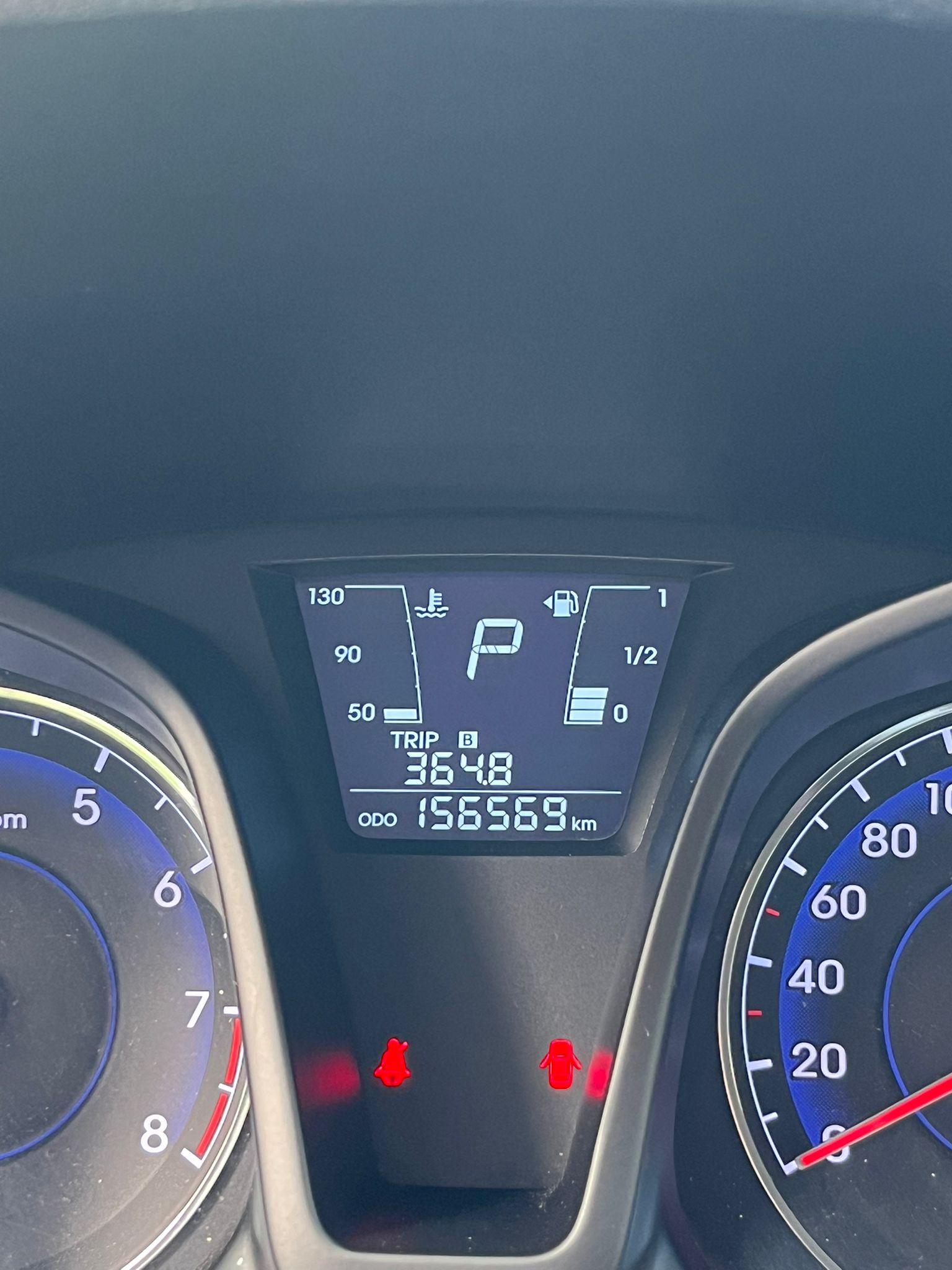 HYUNDAI iX20 1.6 Premium Automatic-image-13