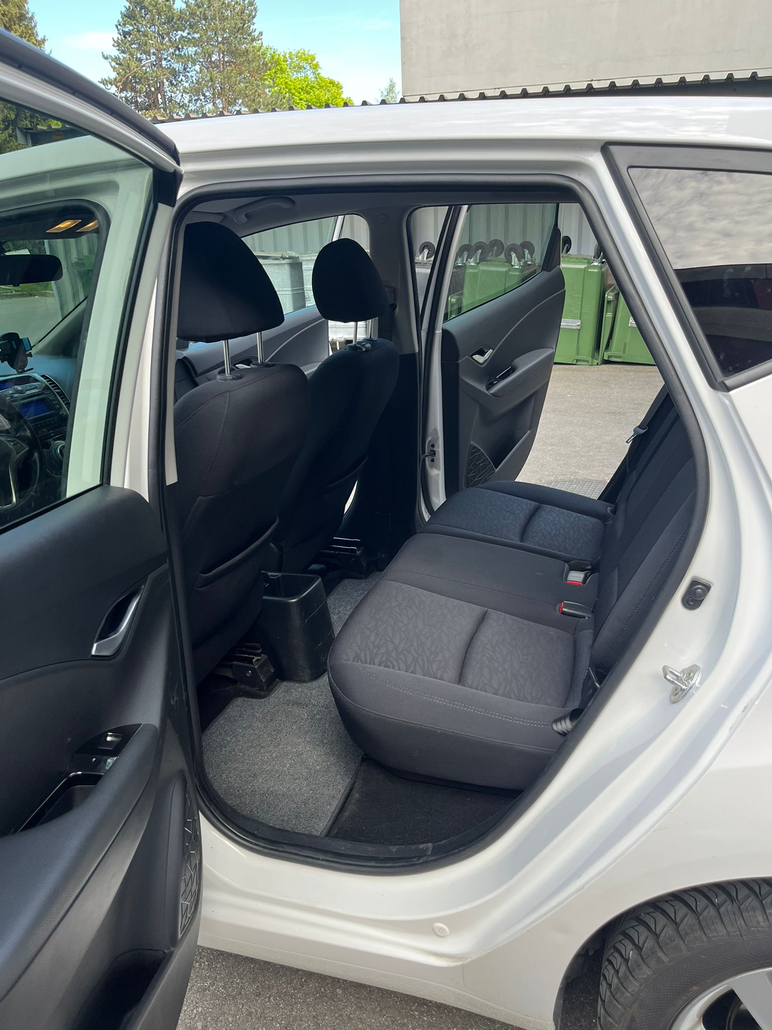 HYUNDAI iX20 1.6 Premium Automatic-image-15