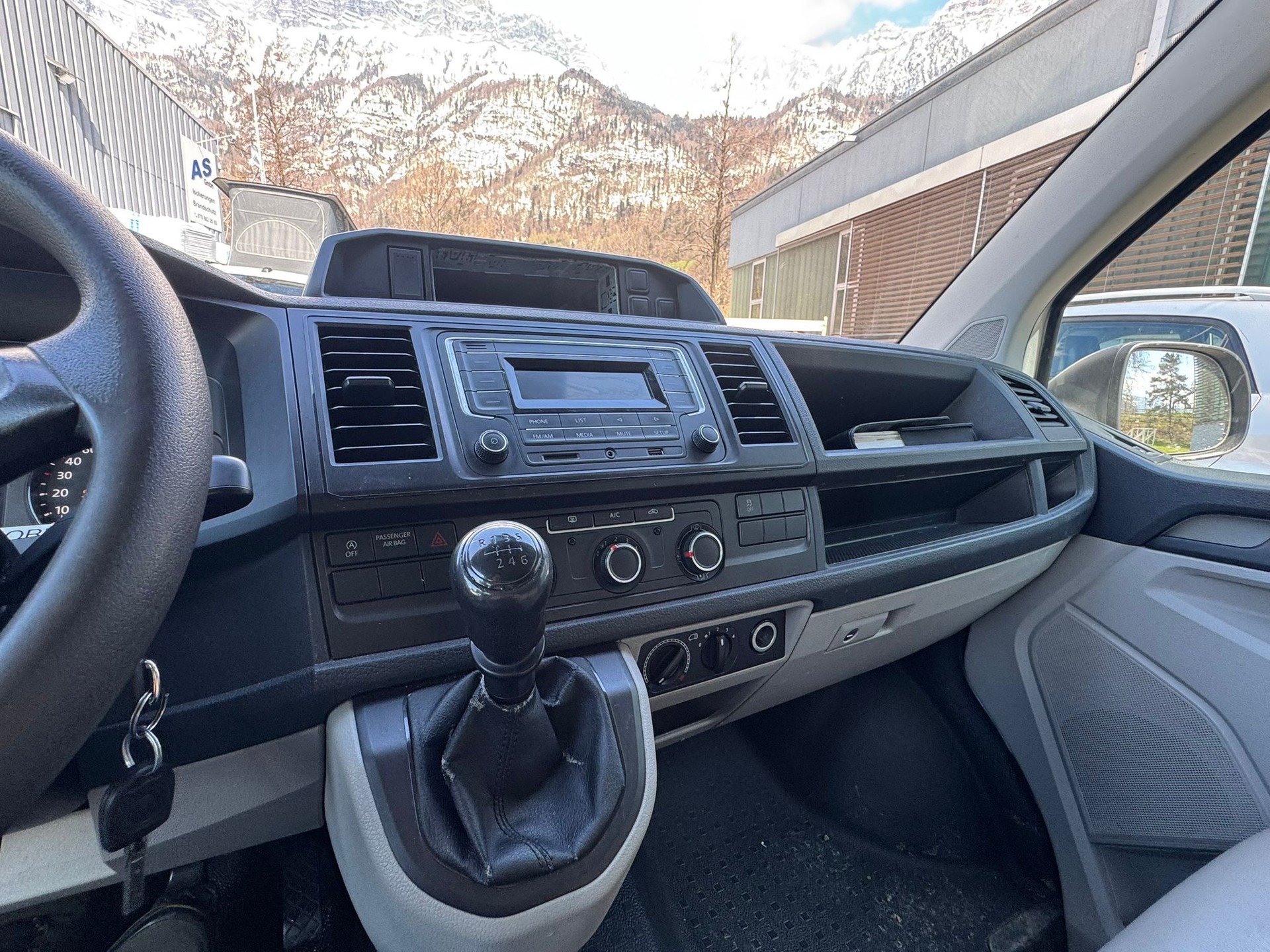 VW T6 2.0 TDI 4Motion-image-13