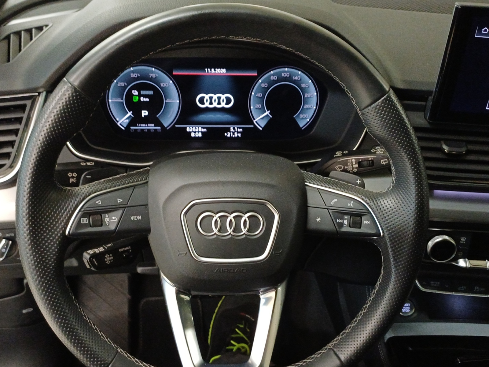 AUDI Q5 55 TFSI e PHEV S line quattro S-tronic-image-9