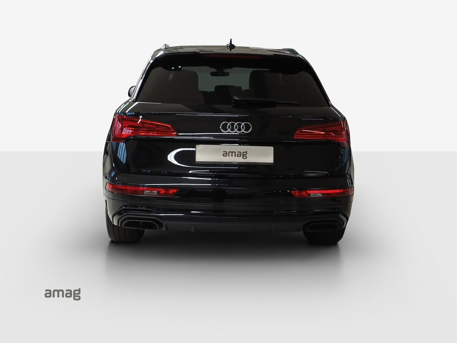 AUDI Q5 55 TFSI e PHEV S line quattro S-tronic-showroom-element-3
