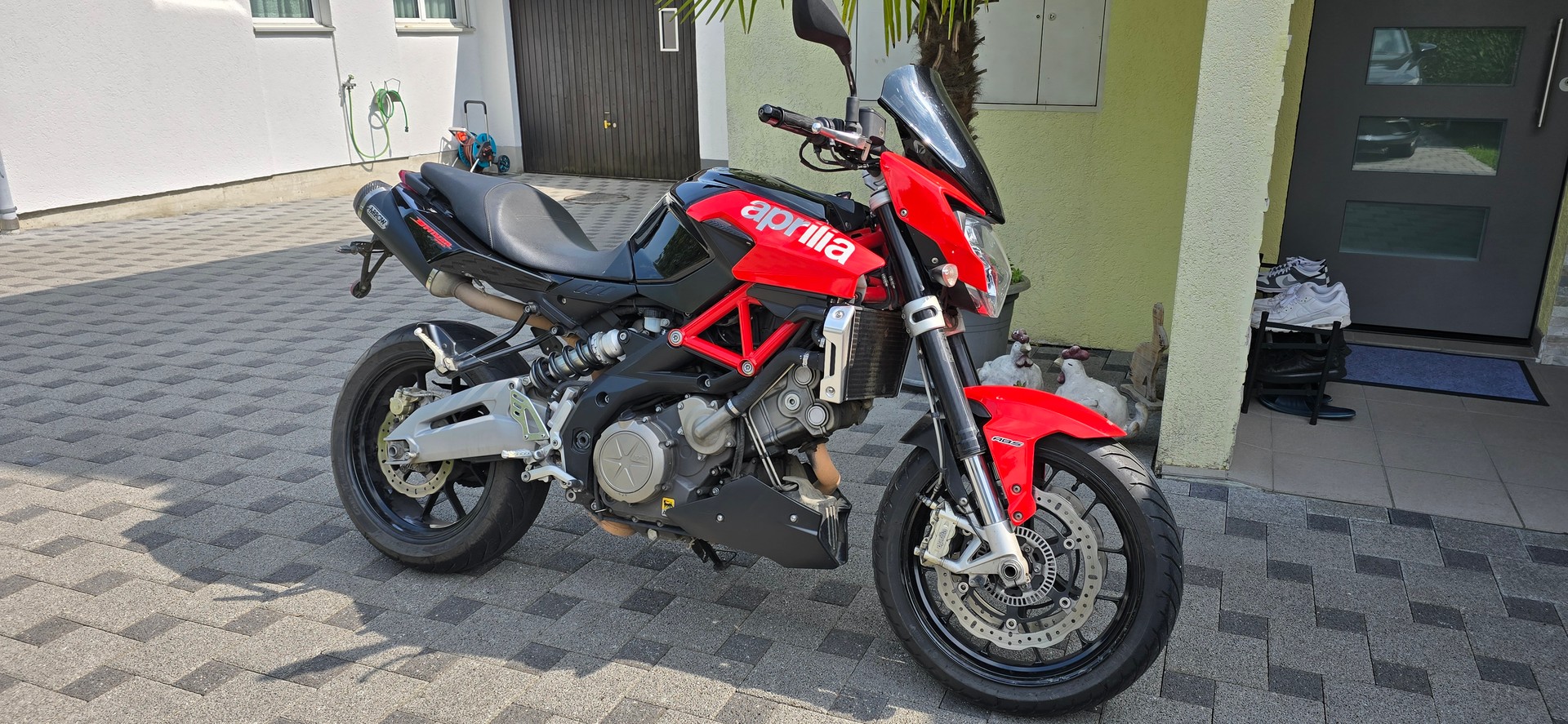 APRILIA SL 750 Shiver ABS-image-2
