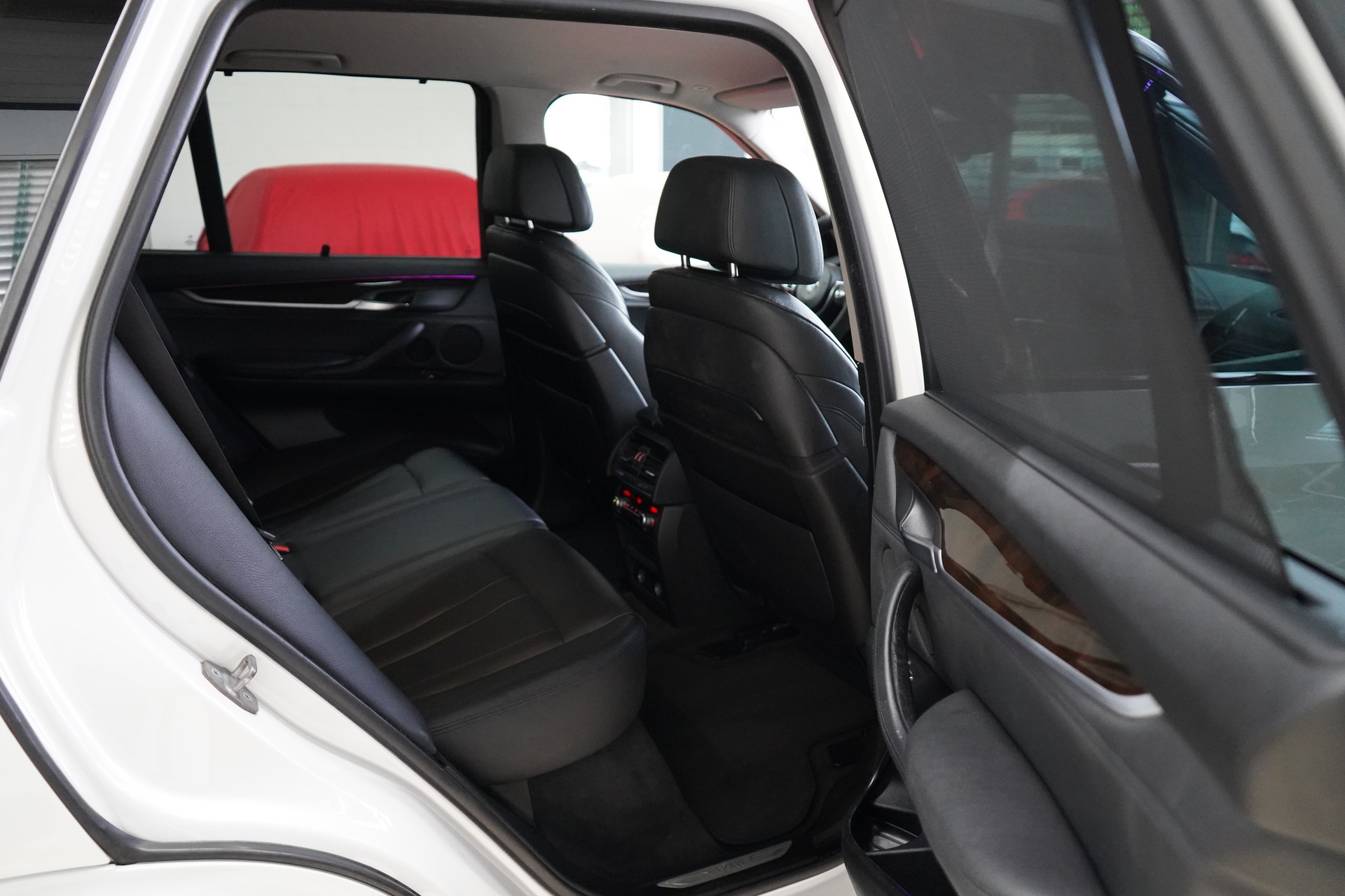 BMW X5 xDrive 50i Steptronic-image-27