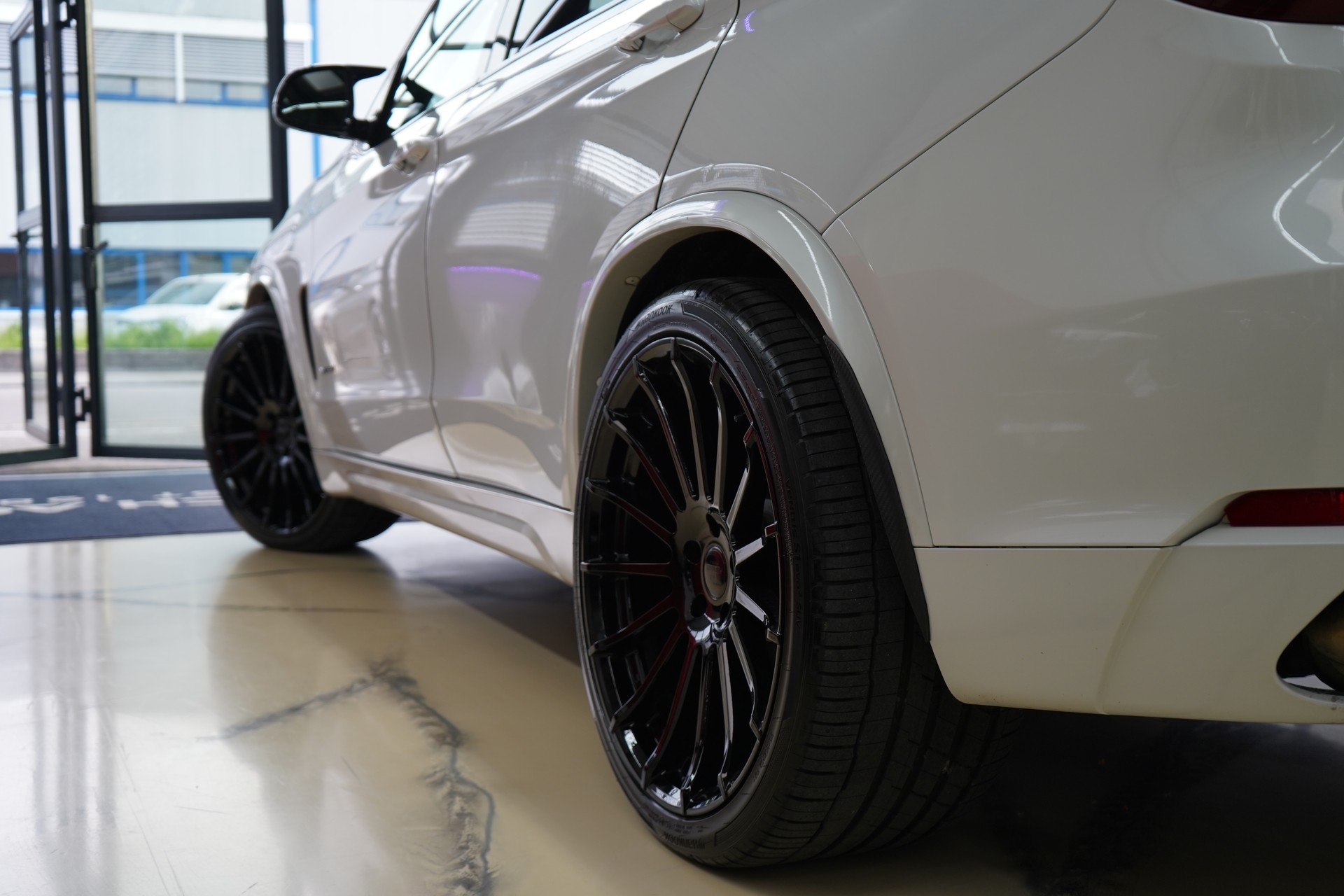BMW X5 xDrive 50i Steptronic-image-6