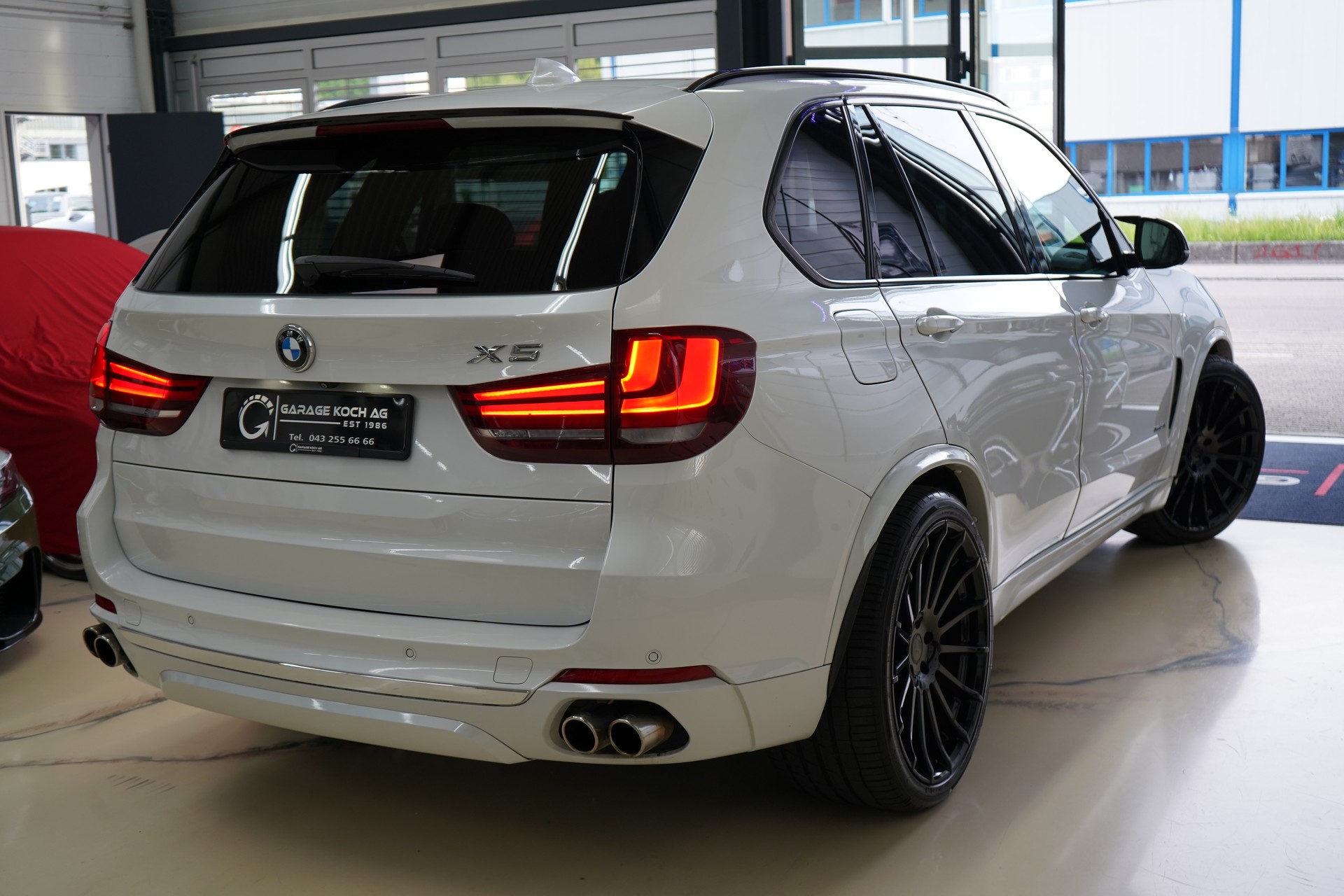 BMW X5 xDrive 50i Steptronic-image-8