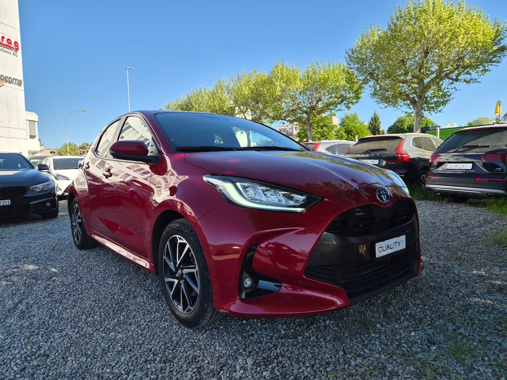 TOYOTA Yaris 1.5 Trend e-CVT
