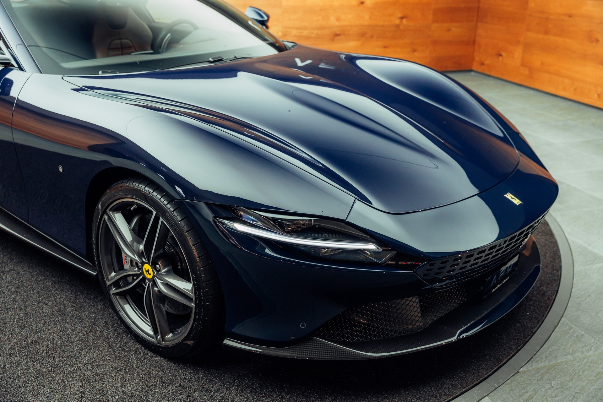 FERRARI Roma 3.9 V8 T Blu Pozzi-image-21