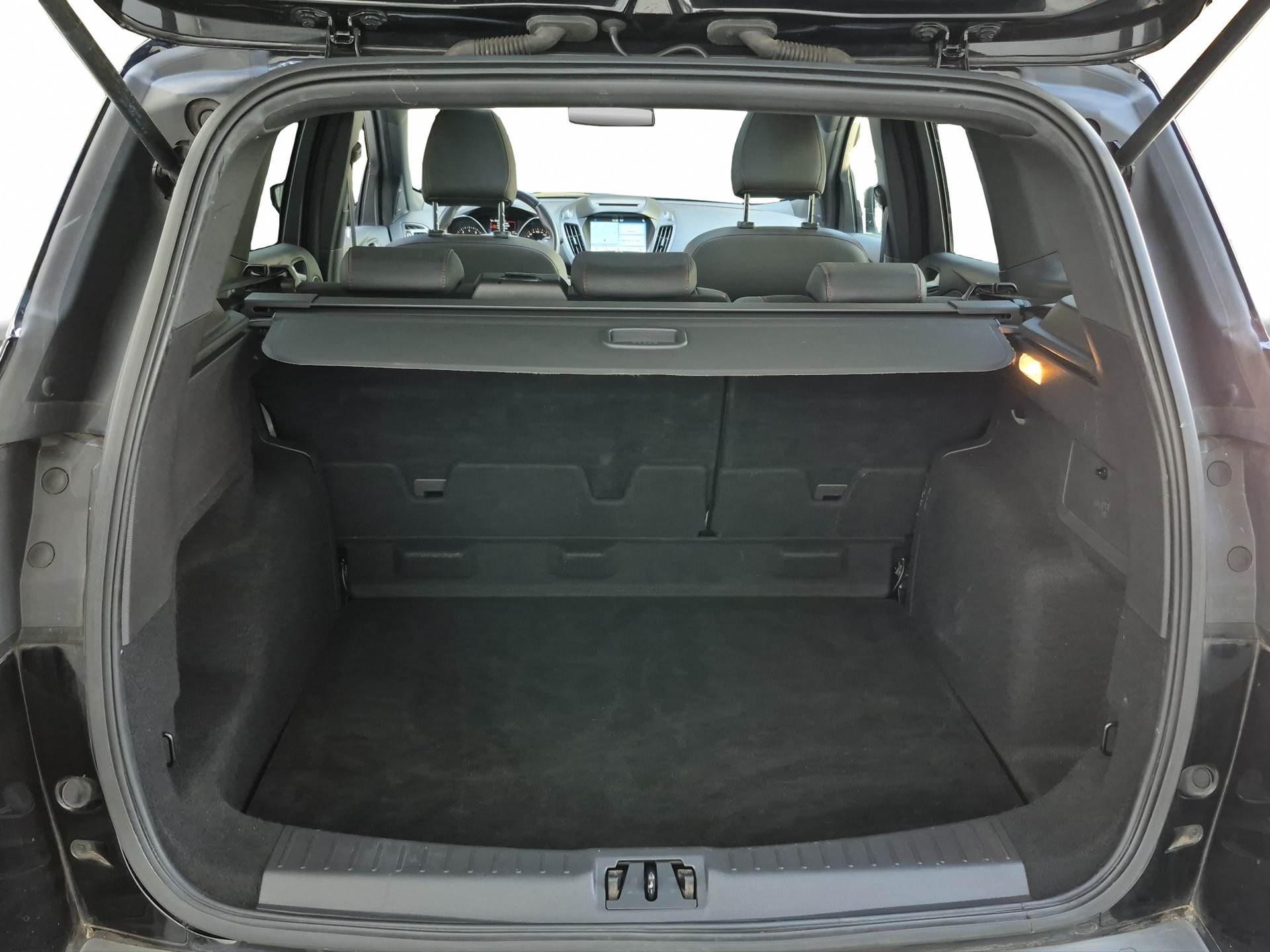 FORD Kuga 1.5 SCTi ST Line 4WD Automatic-image-12