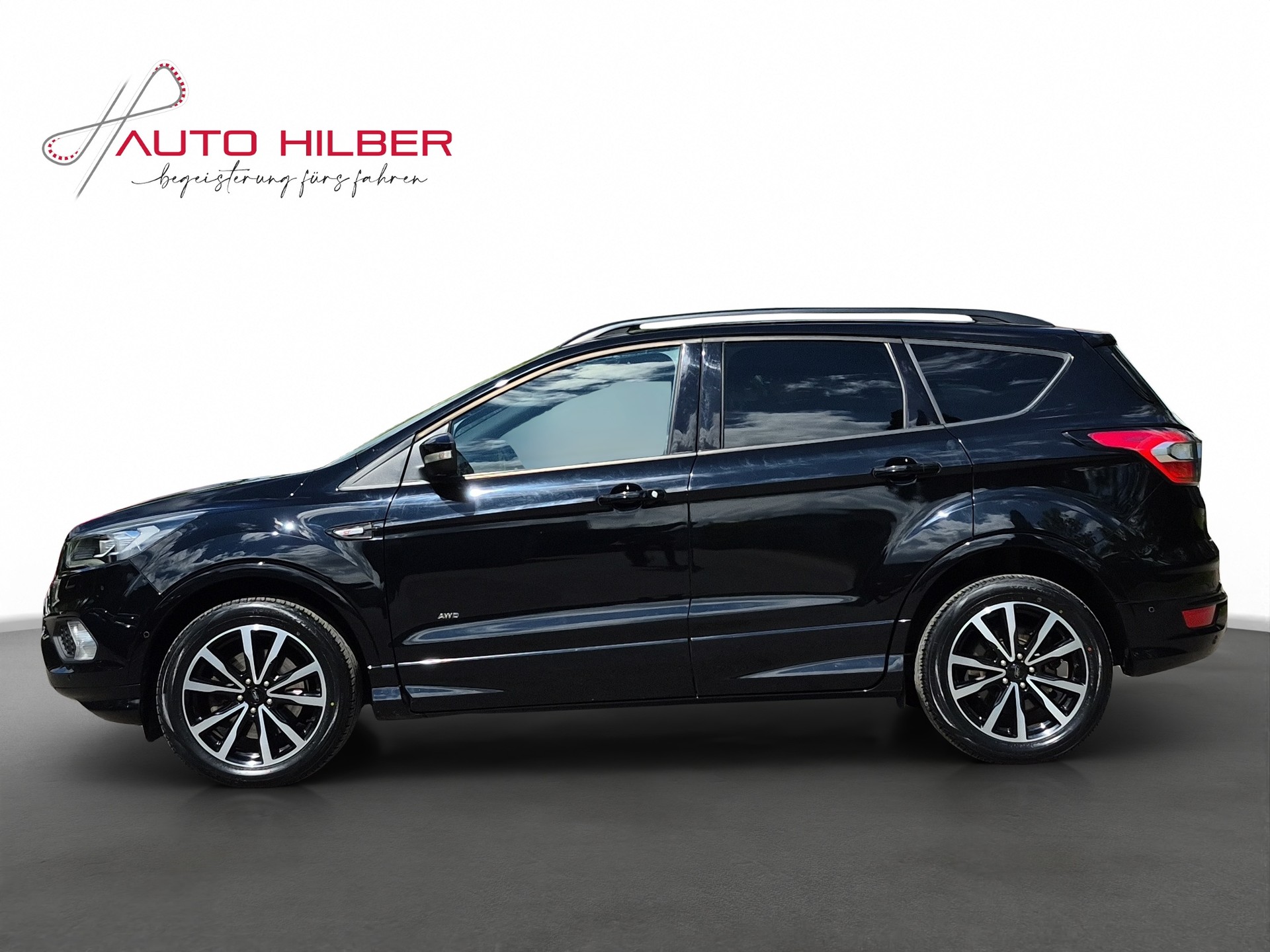FORD Kuga 1.5 SCTi ST Line 4WD Automatic-image-3