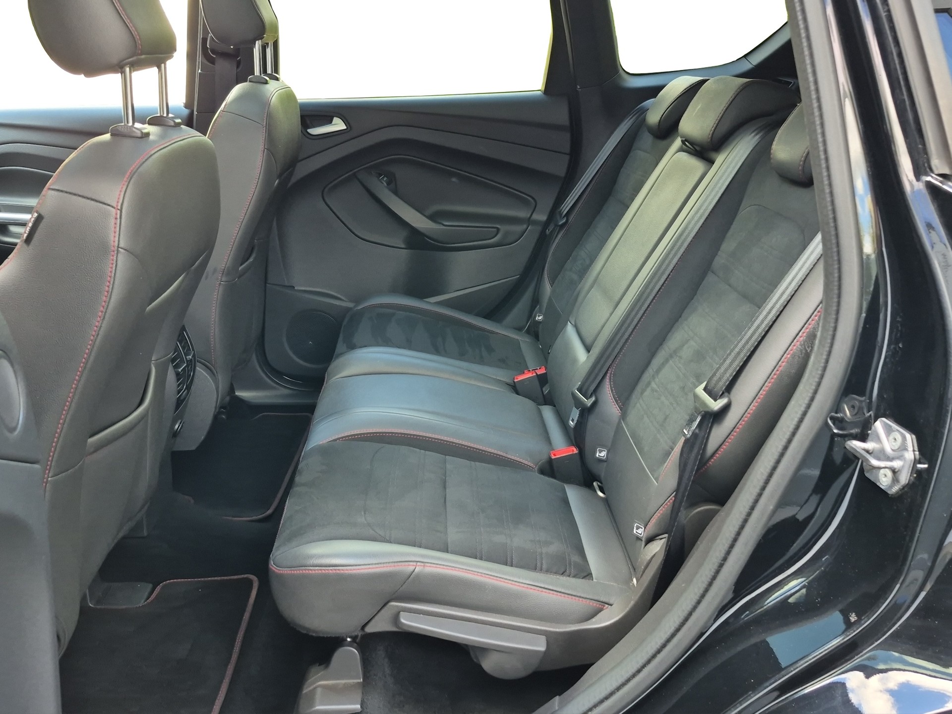 FORD Kuga 1.5 SCTi ST Line 4WD Automatic-image-11