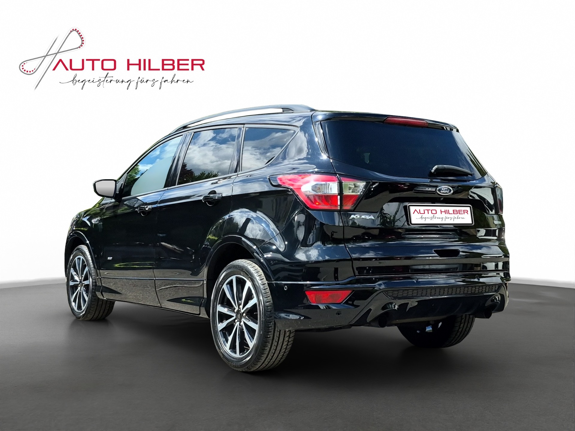 FORD Kuga 1.5 SCTi ST Line 4WD Automatic-image-4