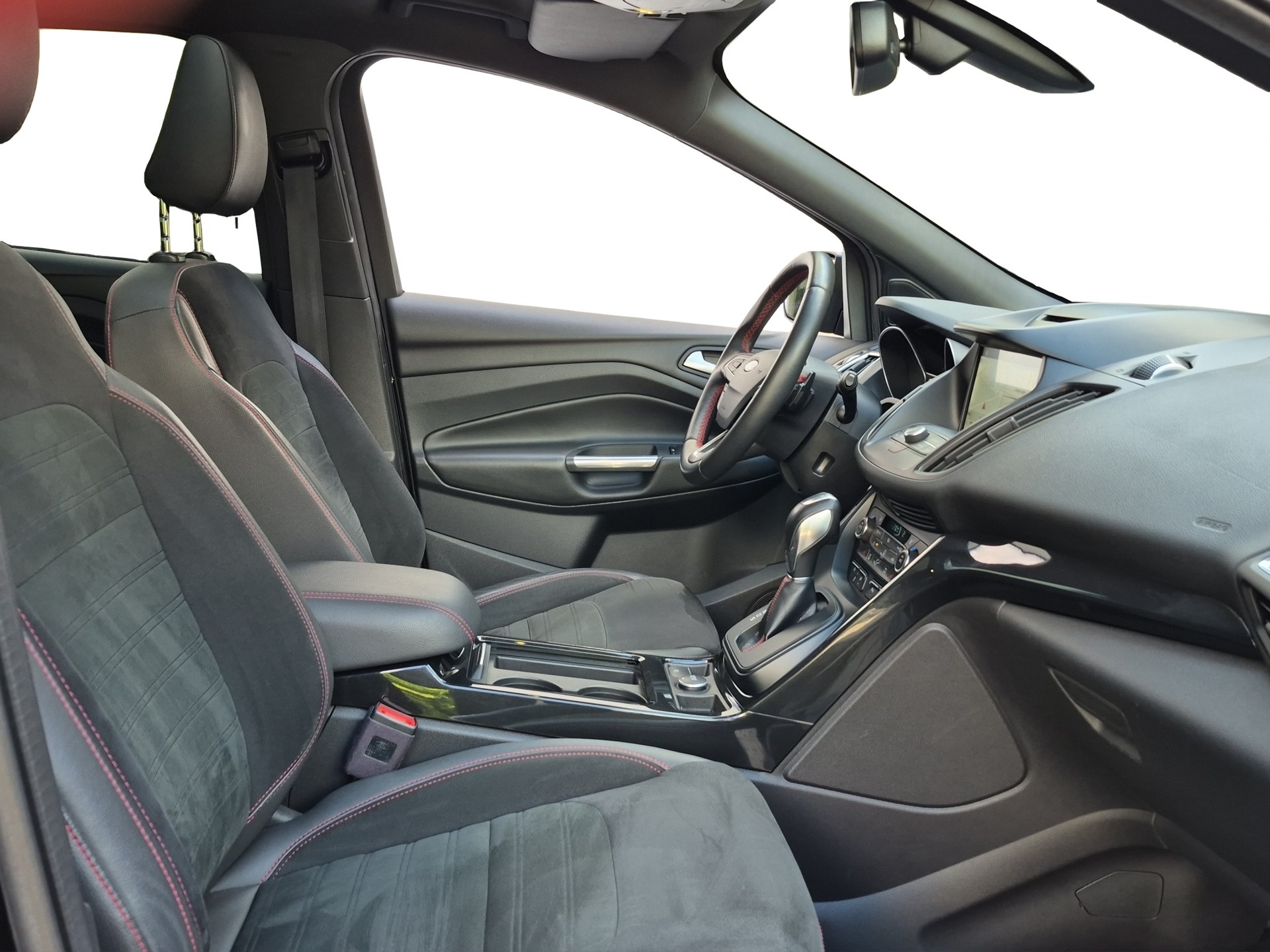 FORD Kuga 1.5 SCTi ST Line 4WD Automatic-image-7