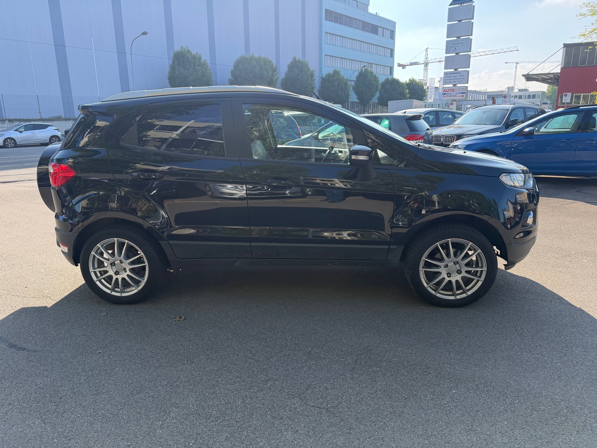 FORD EcoSport 1.0 SCTi Titanium-image-3