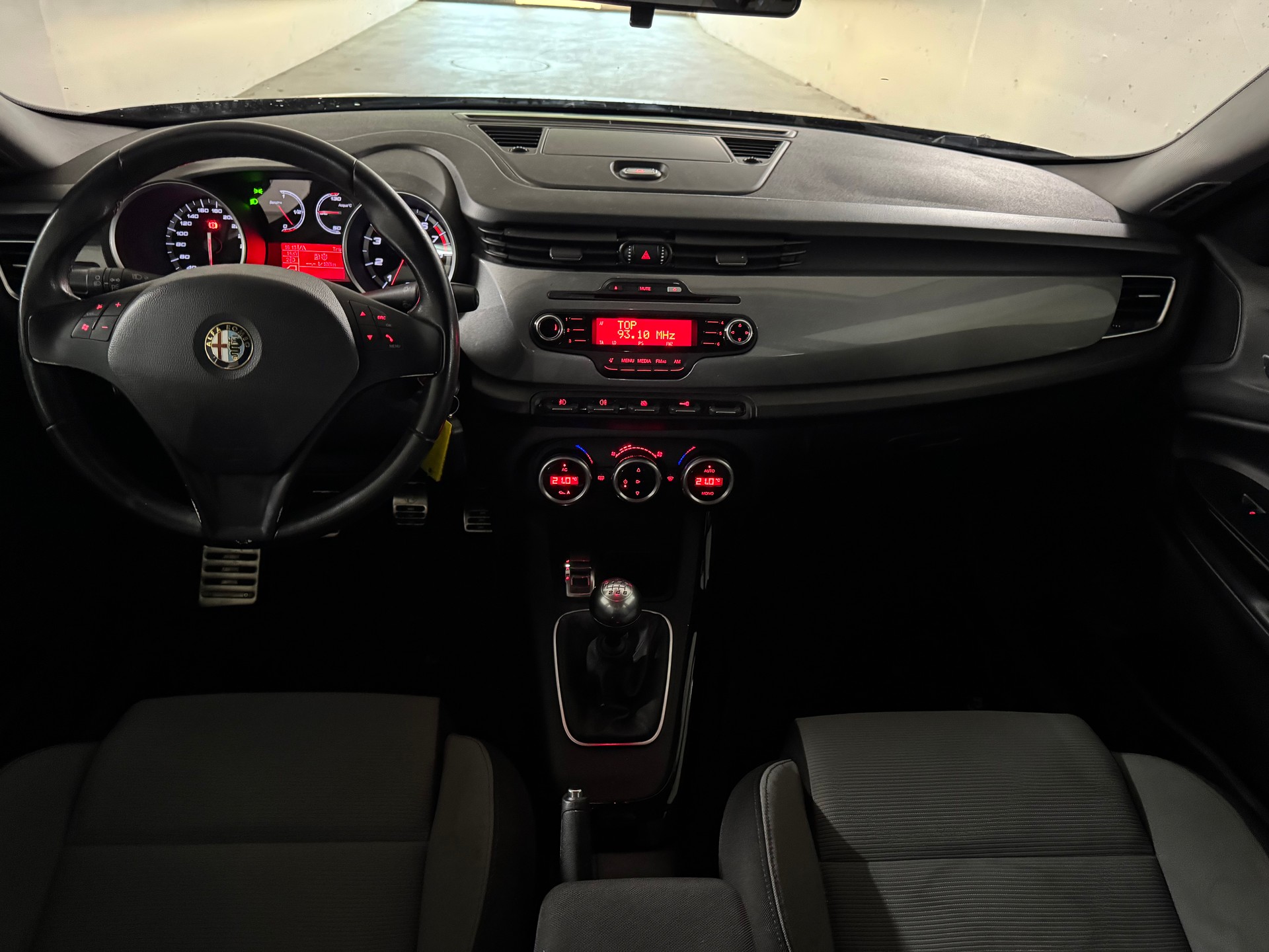 ALFA ROMEO Giulietta 1.4 T Progression 1-Hand-image-9