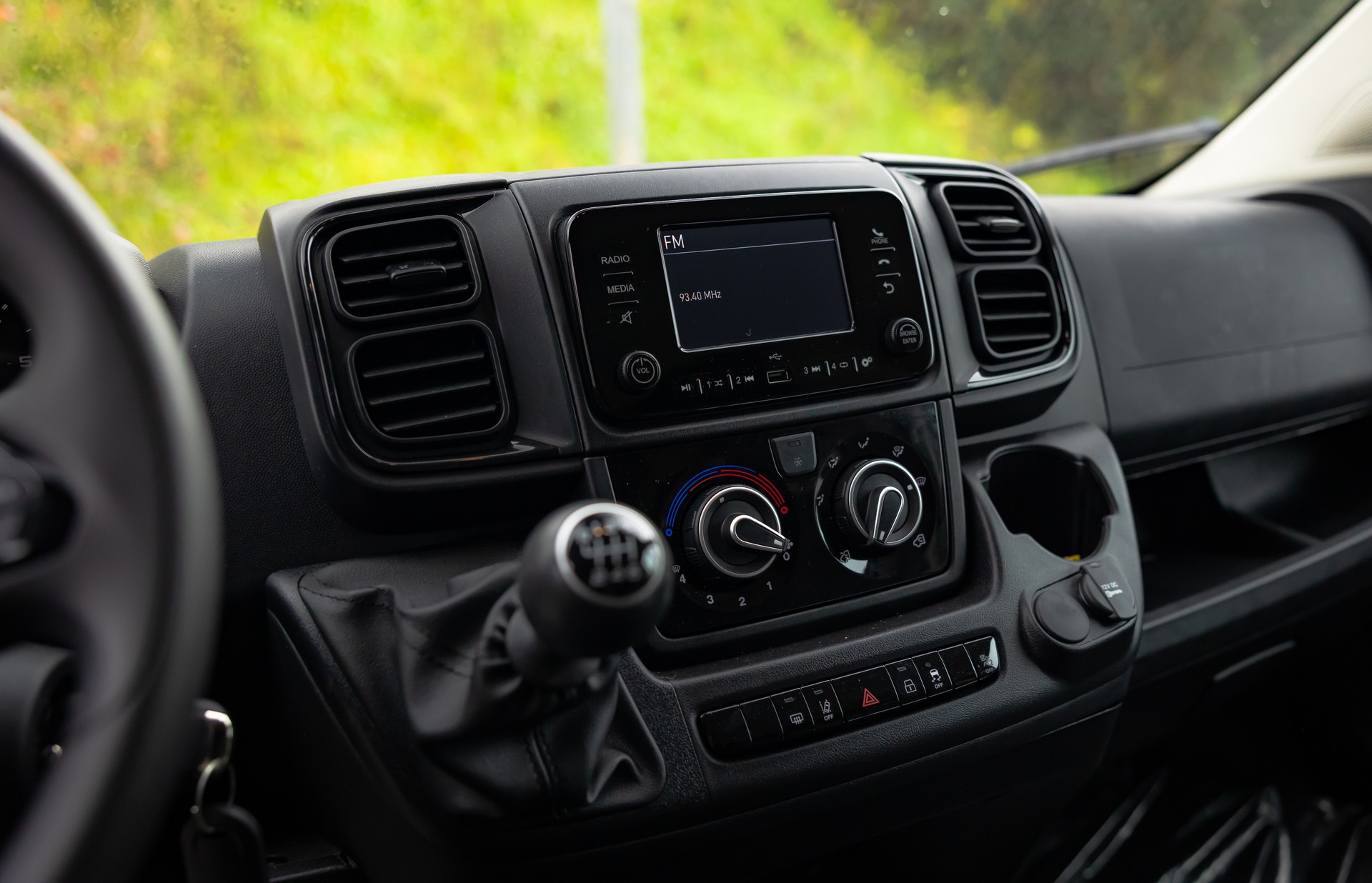 PEUGEOT Boxer 2.2 HDI L2H2 335-image-9