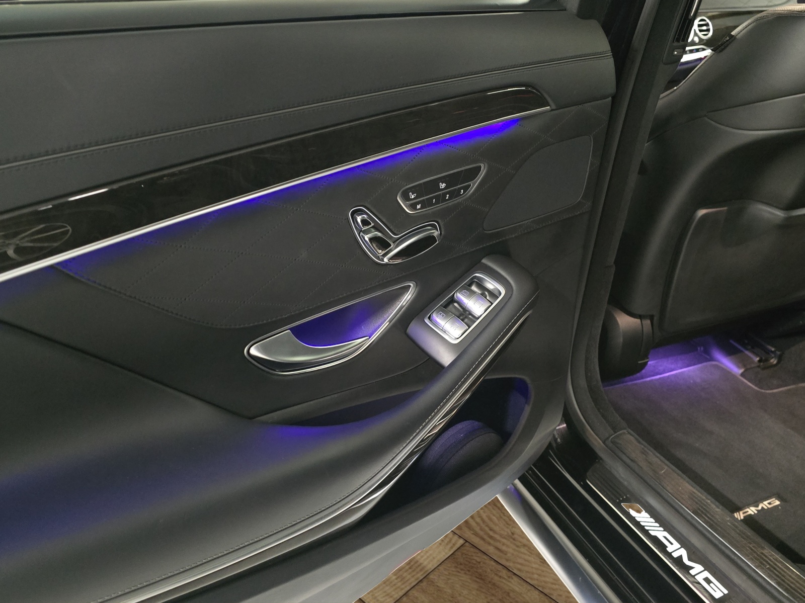 MERCEDES-BENZ S 63 AMG L 4Matic Speedshift MCT-image-23