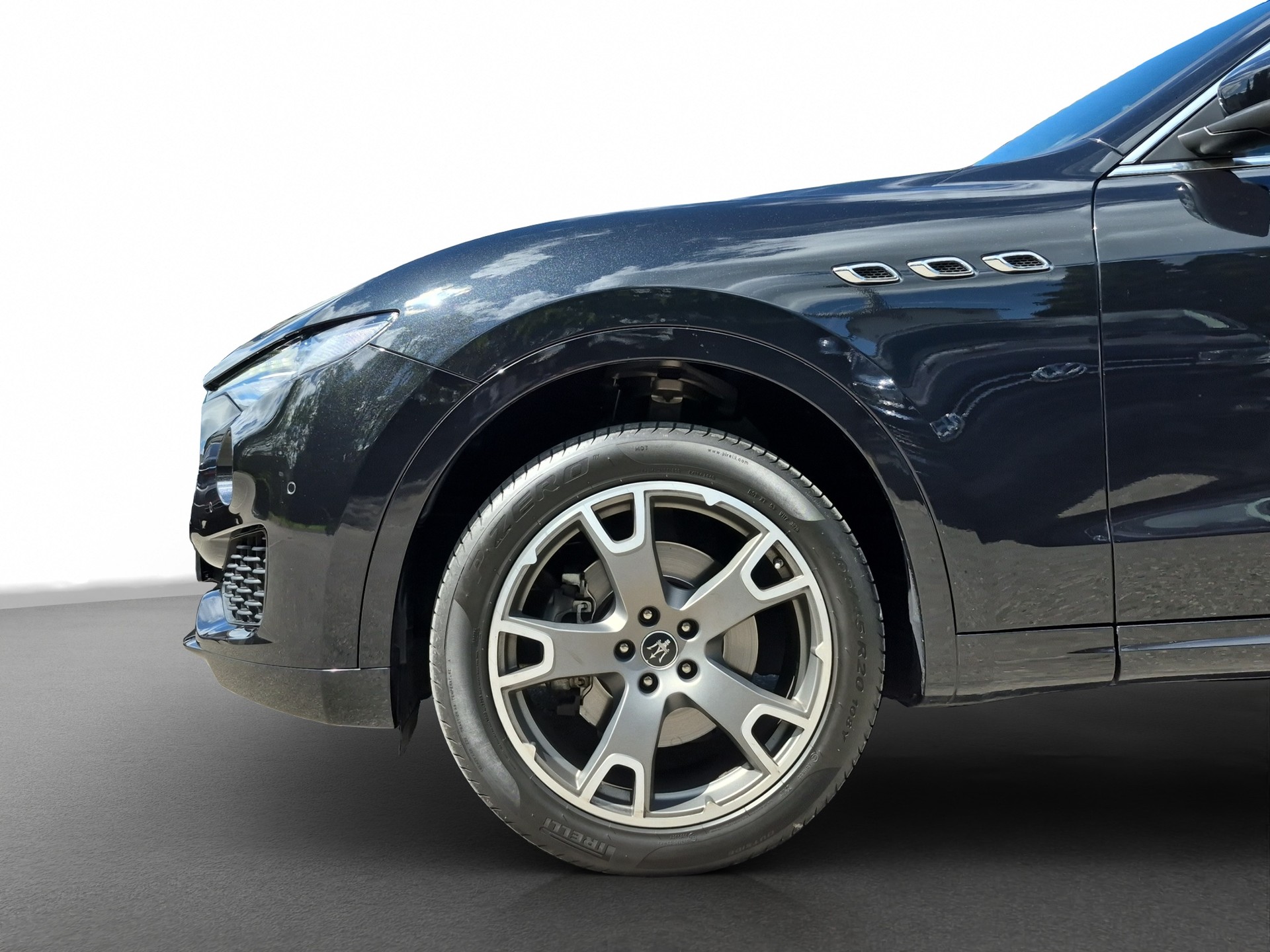 MASERATI Levante 3.0 V6 Essence Automatica-image-3